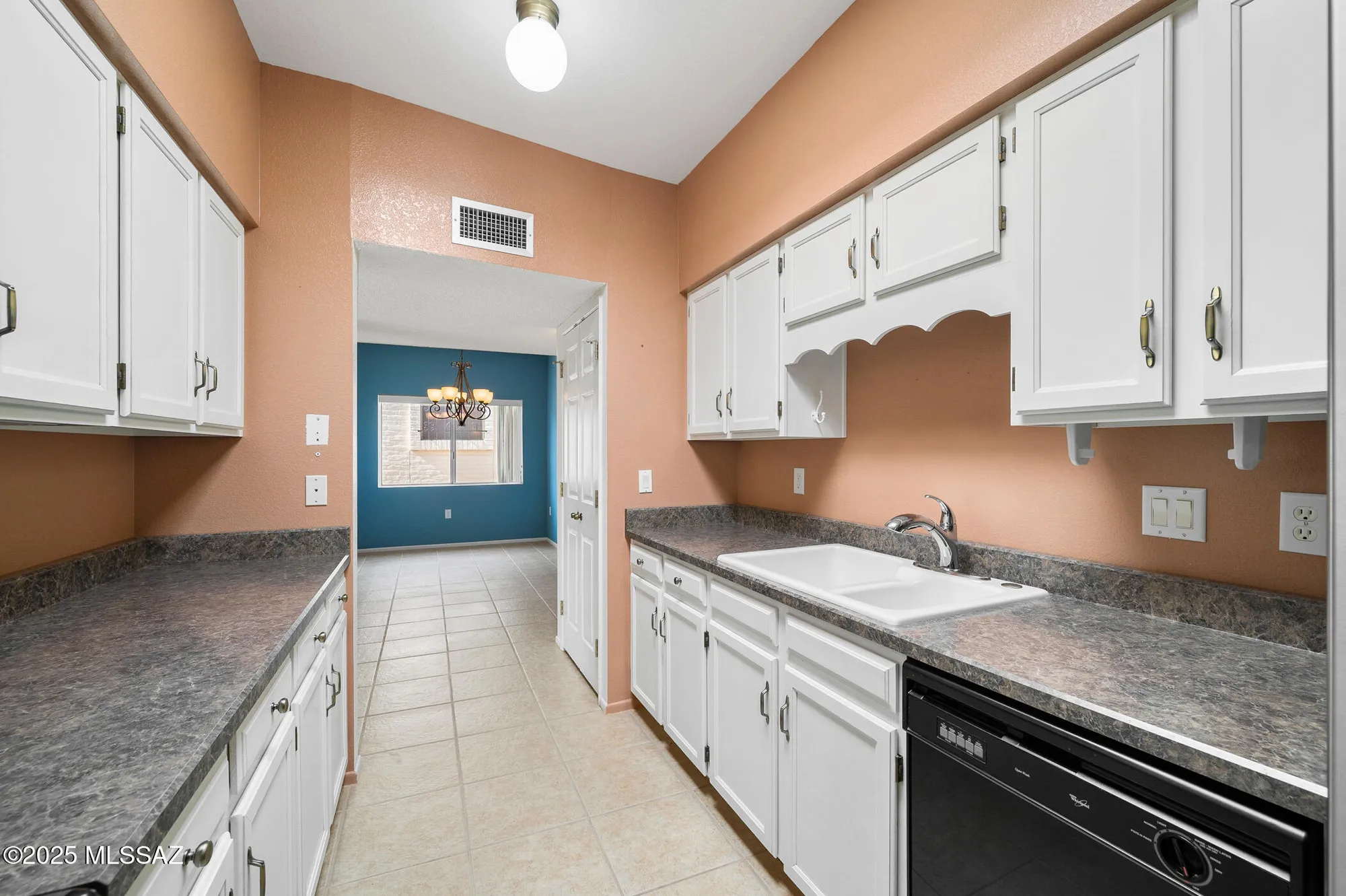 Property Slideshow image 13 of 30 | 1442 w calle mendoza, Green Valley, AZ, 85622