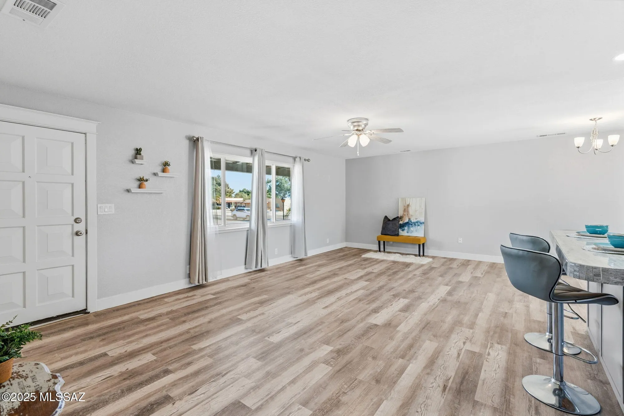 Property Slideshow image 6 of 48 | 221 n abrego dr, Green Valley, AZ, 85614