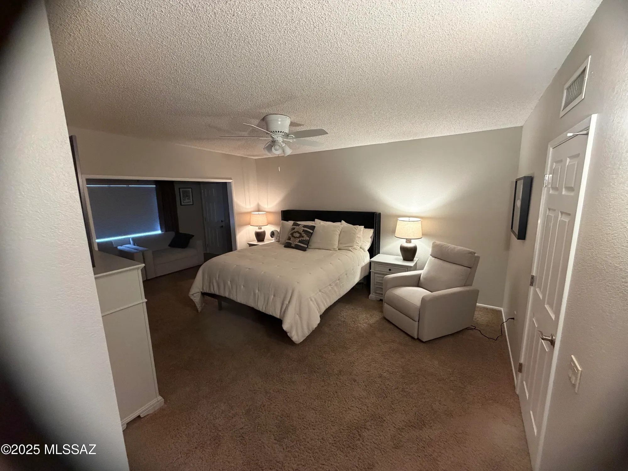 Property Slideshow image 7 of 21 | 781 w desert ridge dr, Green Valley, AZ, 85622