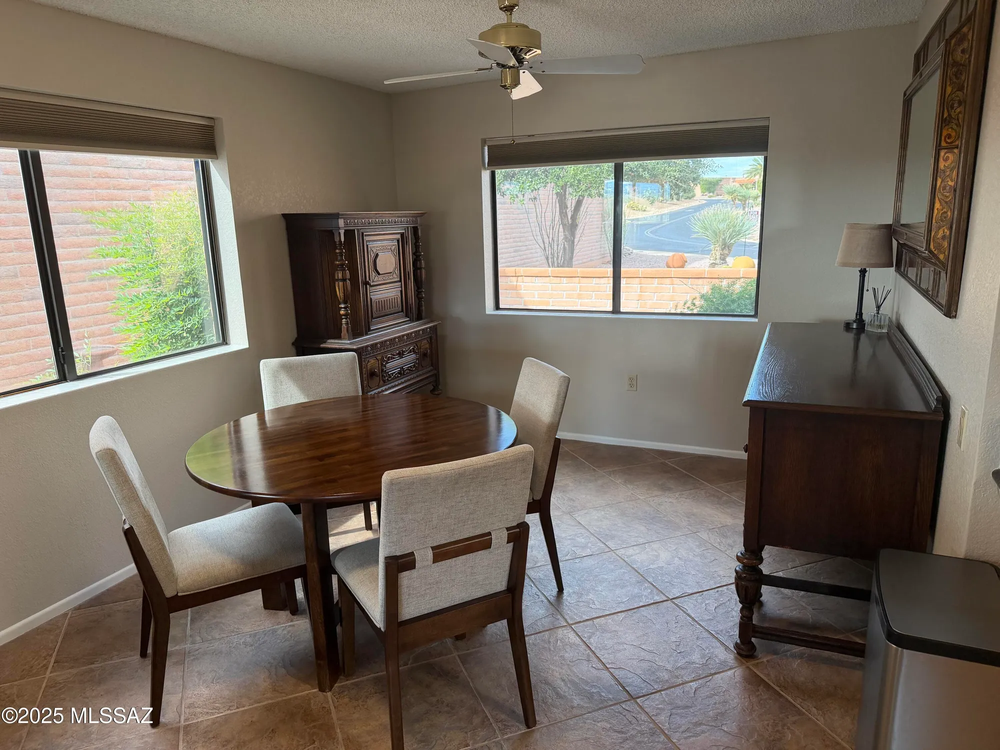 Property Slideshow image 18 of 21 | 781 w desert ridge dr, Green Valley, AZ, 85622