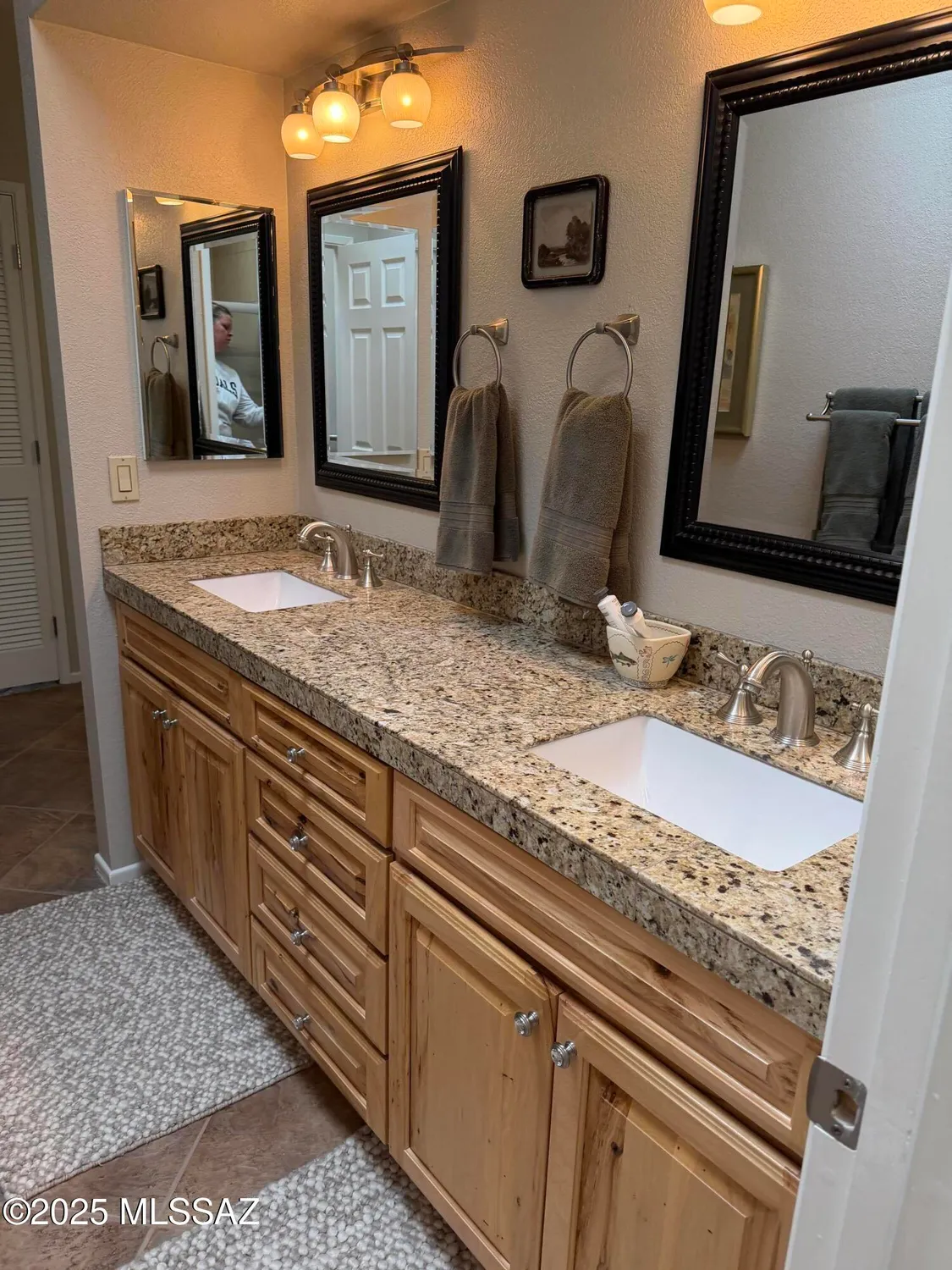 Property Slideshow image 13 of 21 | 781 w desert ridge dr, Green Valley, AZ, 85622