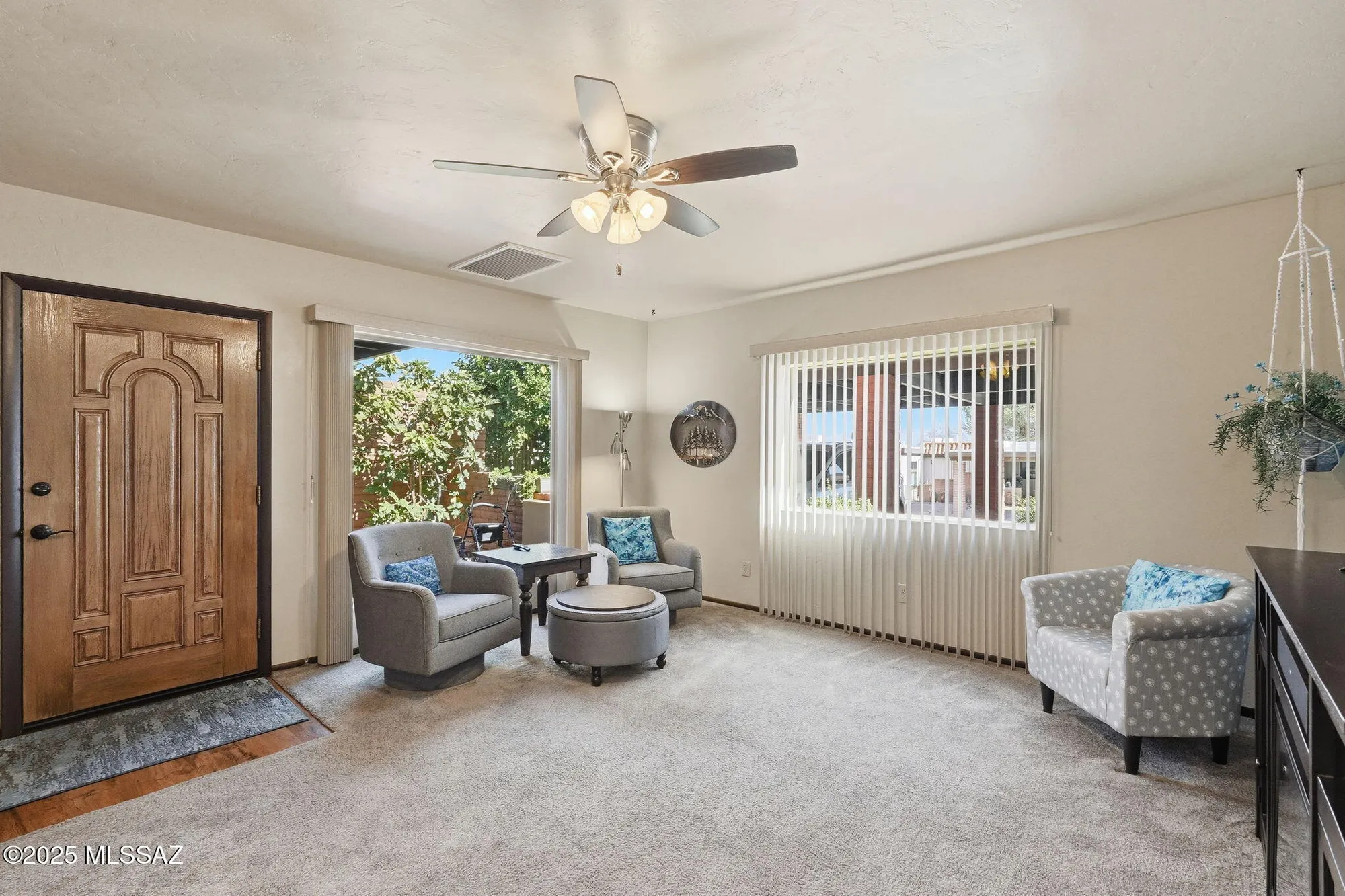 Property Slideshow image 8 of 33 | 413 n calle del diablo, Green Valley, AZ, 85614