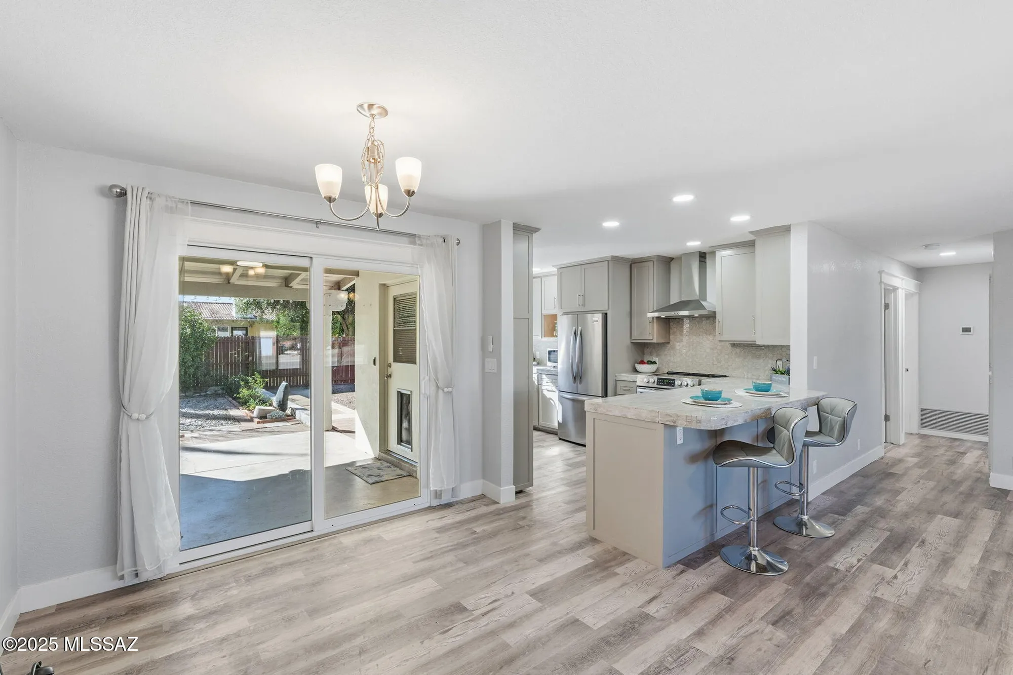 Property Slideshow image 8 of 48 | 221 n abrego dr, Green Valley, AZ, 85614