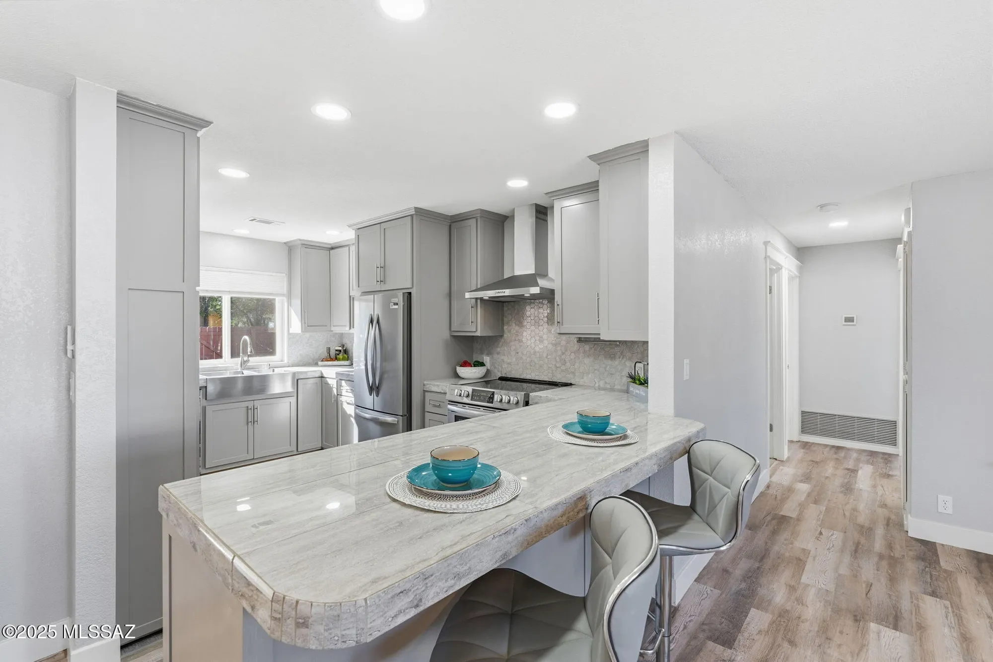 Property Slideshow image 9 of 48 | 221 n abrego dr, Green Valley, AZ, 85614