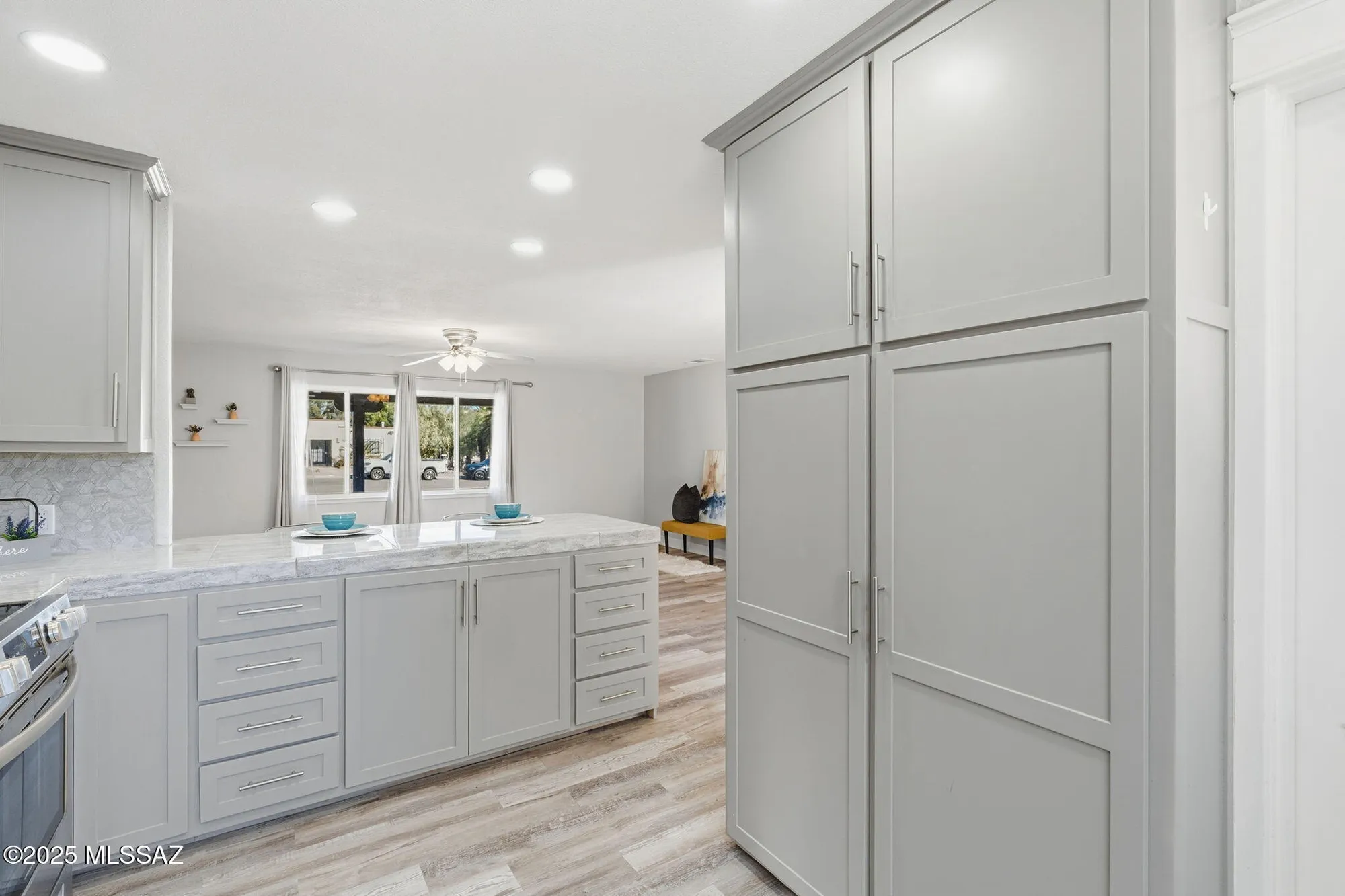 Property Slideshow image 18 of 48 | 221 n abrego dr, Green Valley, AZ, 85614