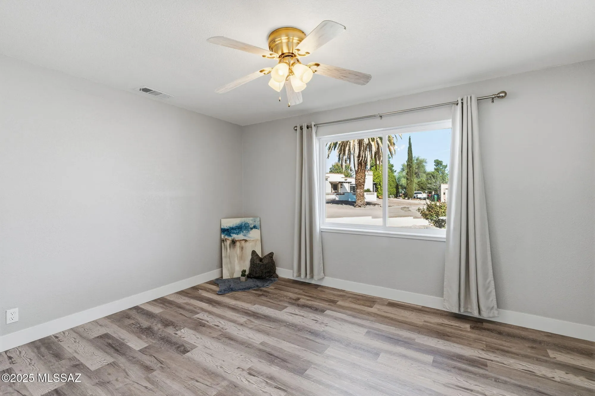 Property Slideshow image 32 of 48 | 221 n abrego dr, Green Valley, AZ, 85614