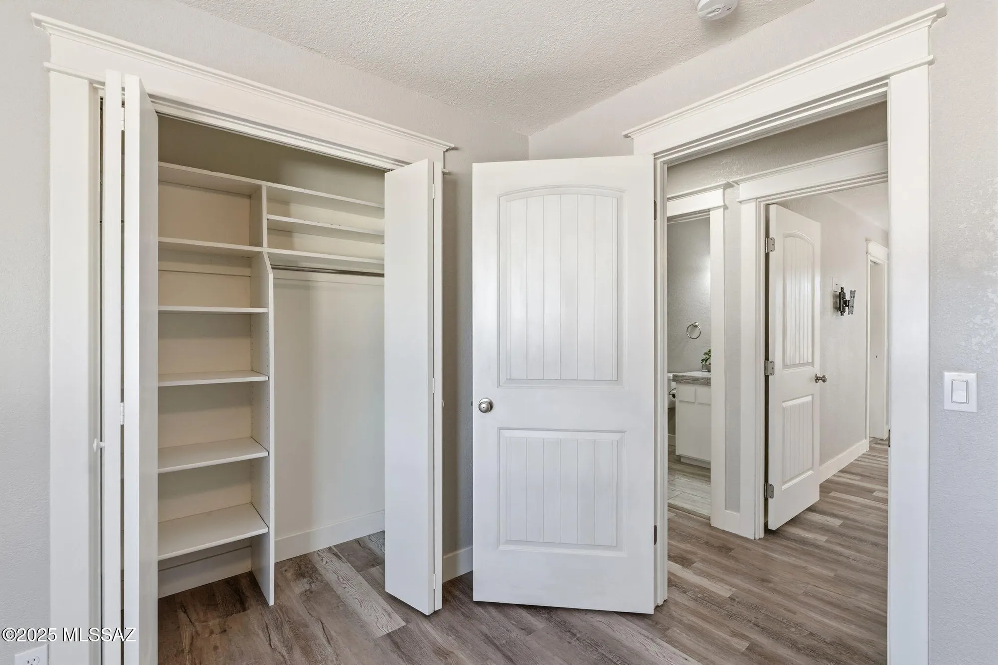 Property Slideshow image 34 of 48 | 221 n abrego dr, Green Valley, AZ, 85614