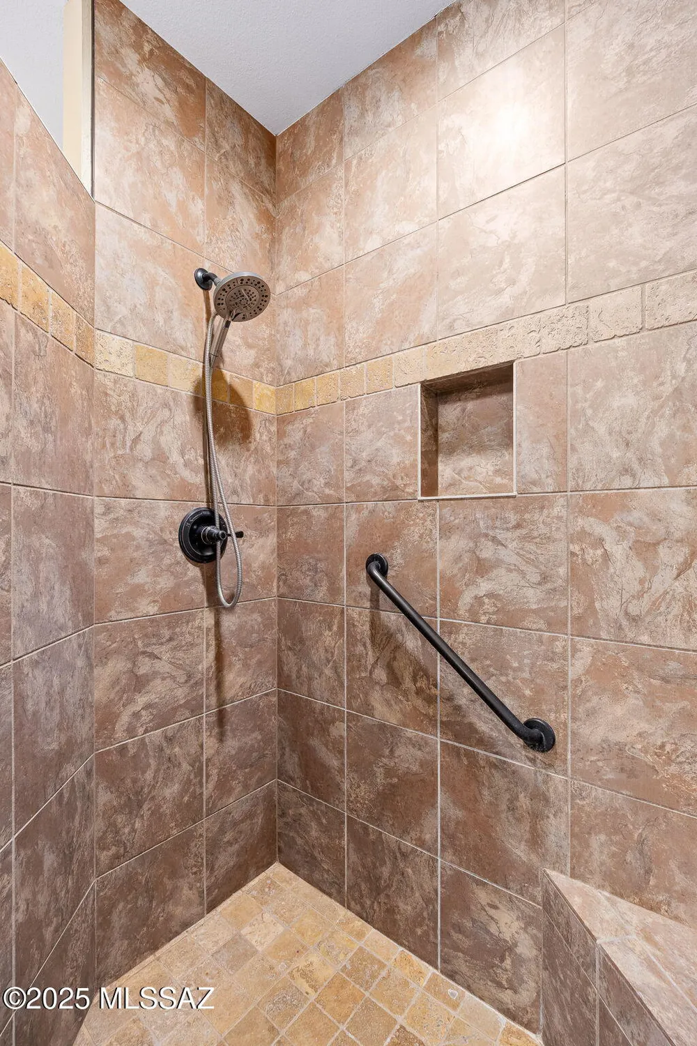 Property Slideshow image 22 of 41 | 64498 e squash blossom ln, Tucson, AZ, 85739