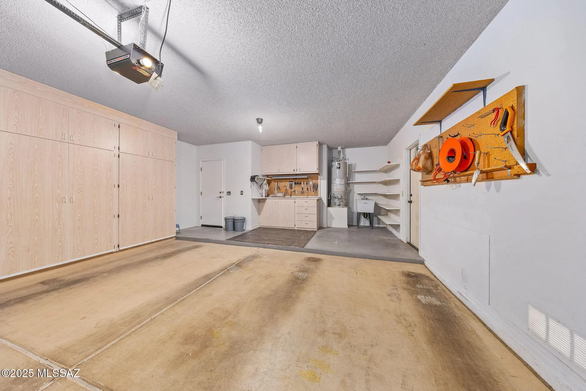 Property Slideshow image 33 of 41 | 64498 e squash blossom ln, Tucson, AZ, 85739