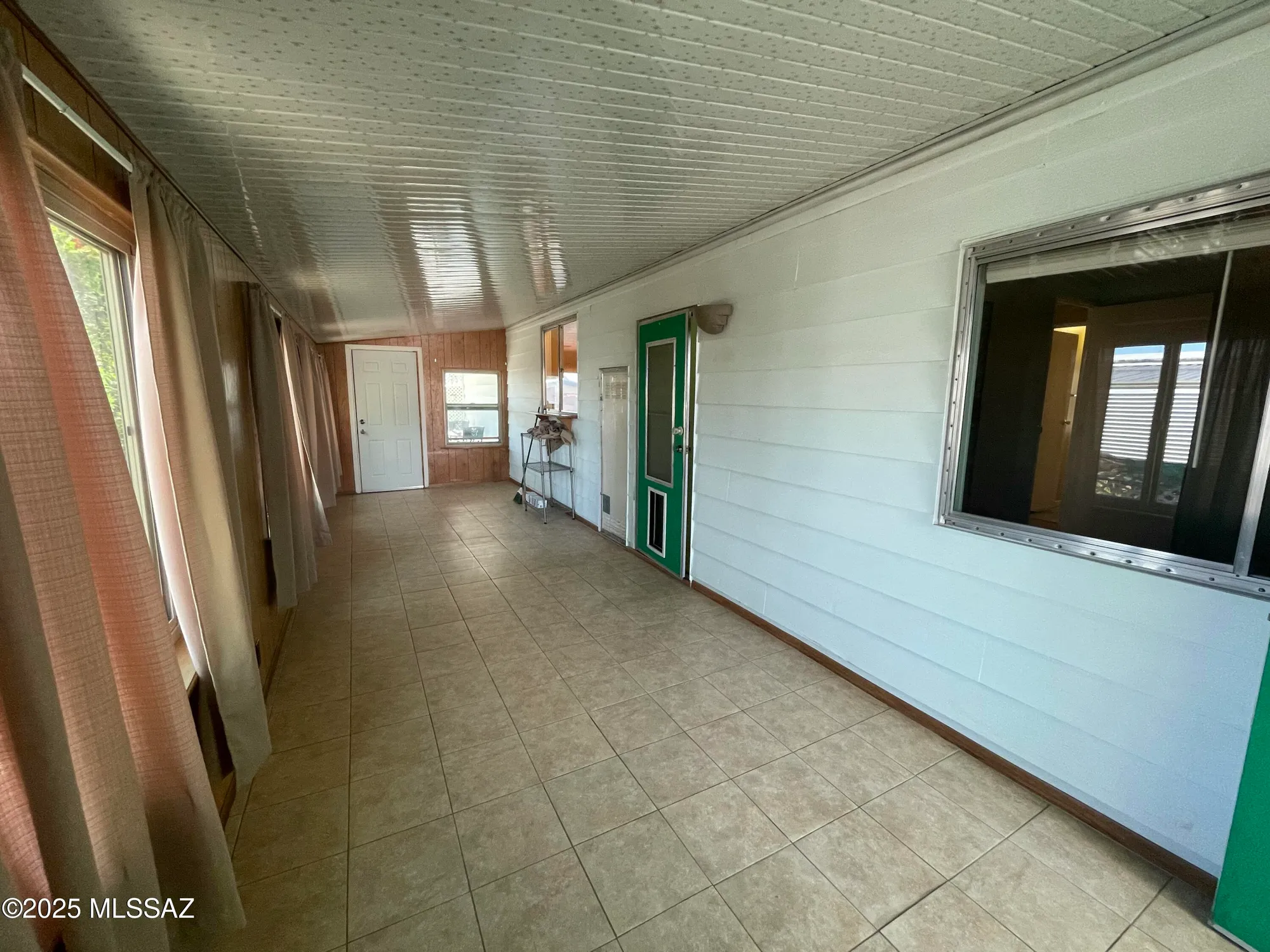 Property Slideshow image 35 of 51 | 240 w cumaro dr, Green Valley, AZ, 85614