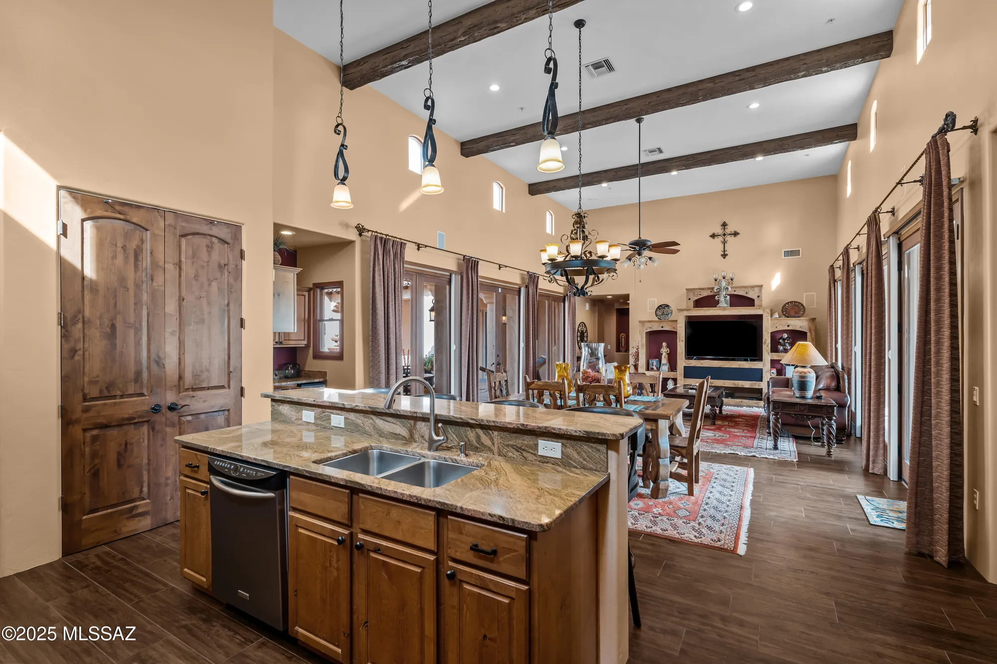 Property Slideshow image 12 of 48 | 655 w placita quieta, Green Valley, AZ, 85622