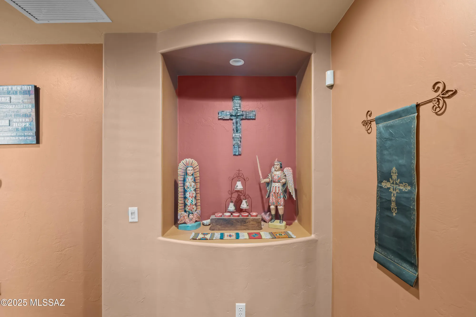 Property Slideshow image 22 of 48 | 655 w placita quieta, Green Valley, AZ, 85622