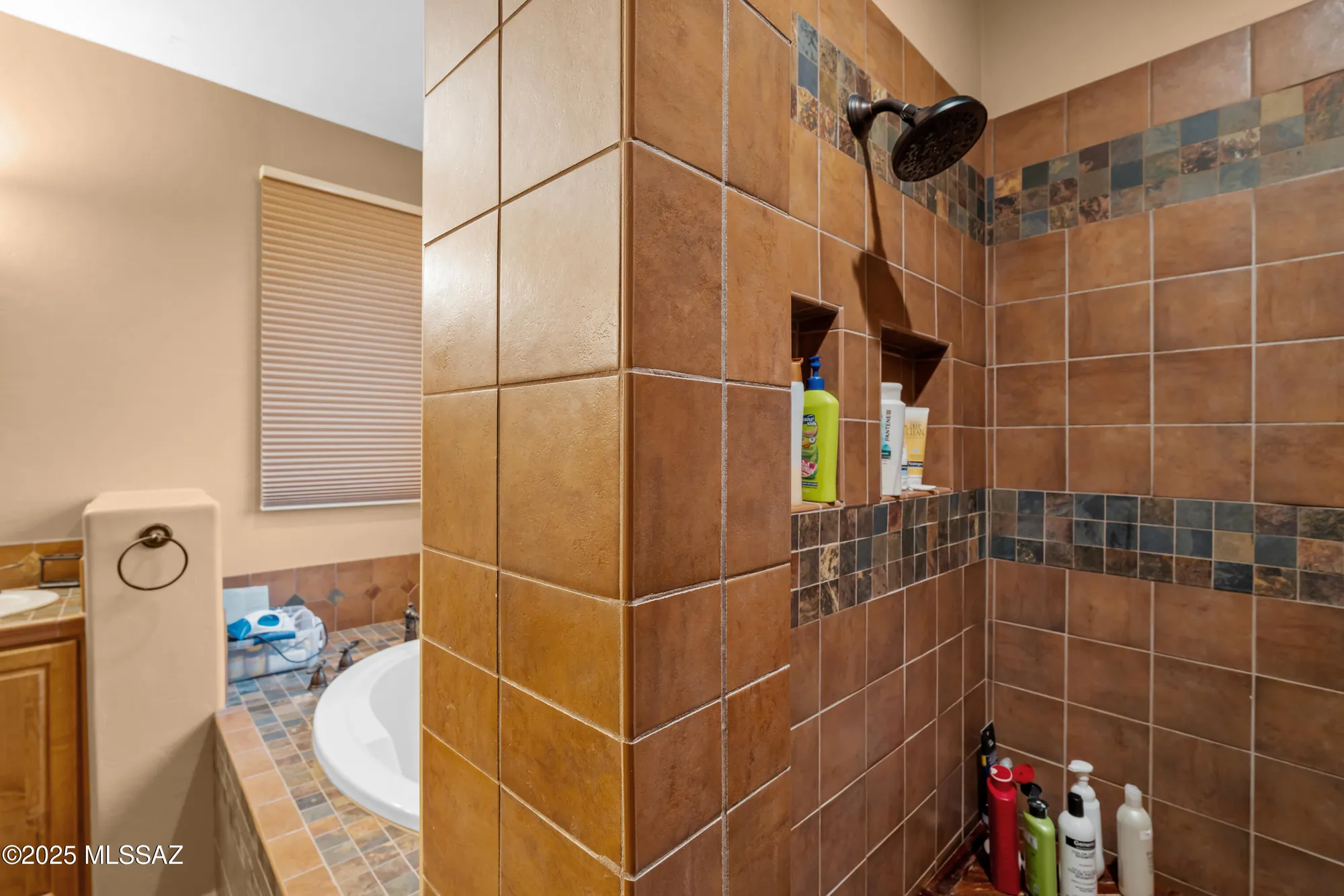 Property Slideshow image 28 of 48 | 655 w placita quieta, Green Valley, AZ, 85622