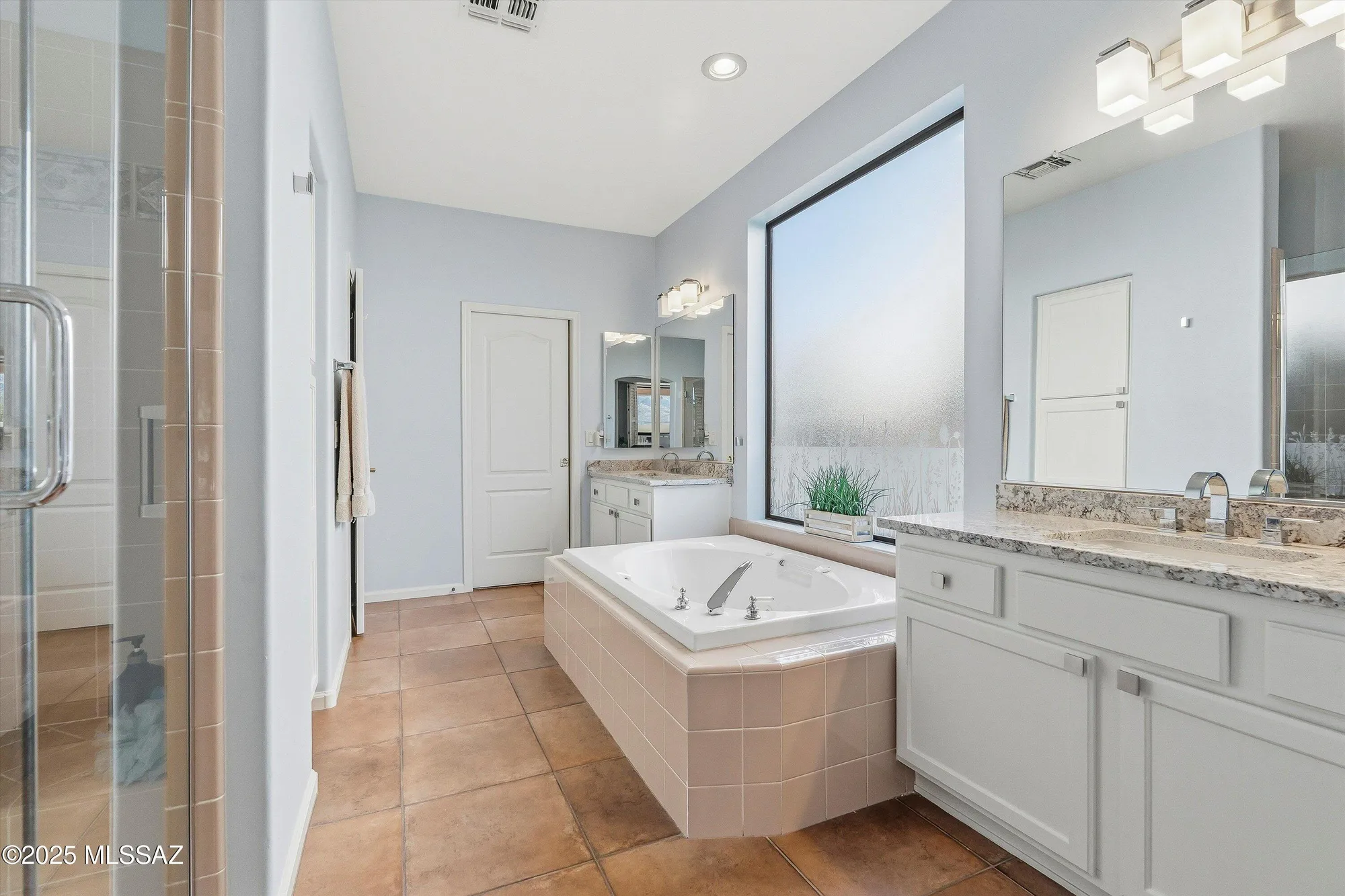 Property Slideshow image 28 of 40 | 39251 s lake crest dr, Tucson, AZ, 85739