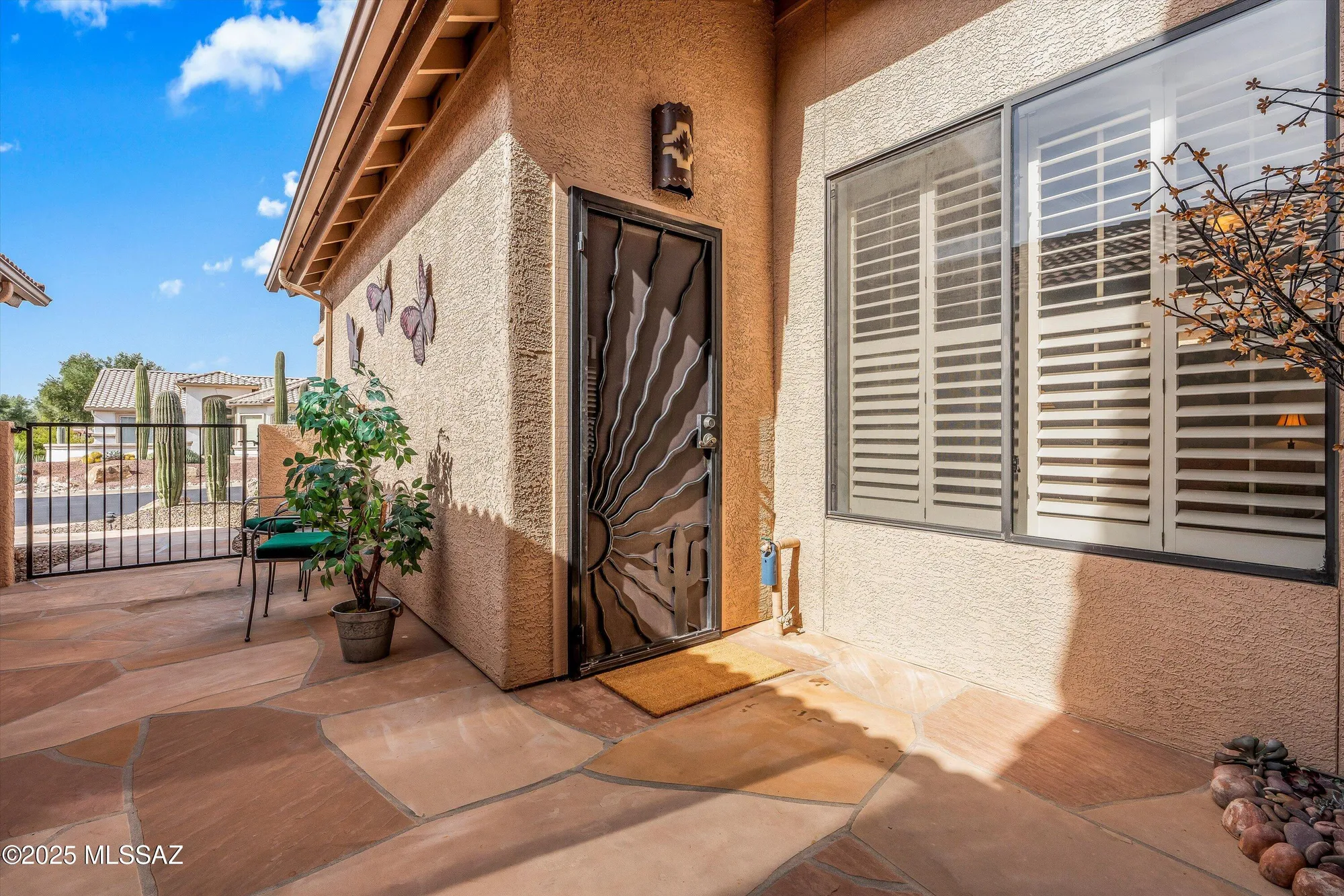Property Slideshow image 32 of 40 | 39251 s lake crest dr, Tucson, AZ, 85739