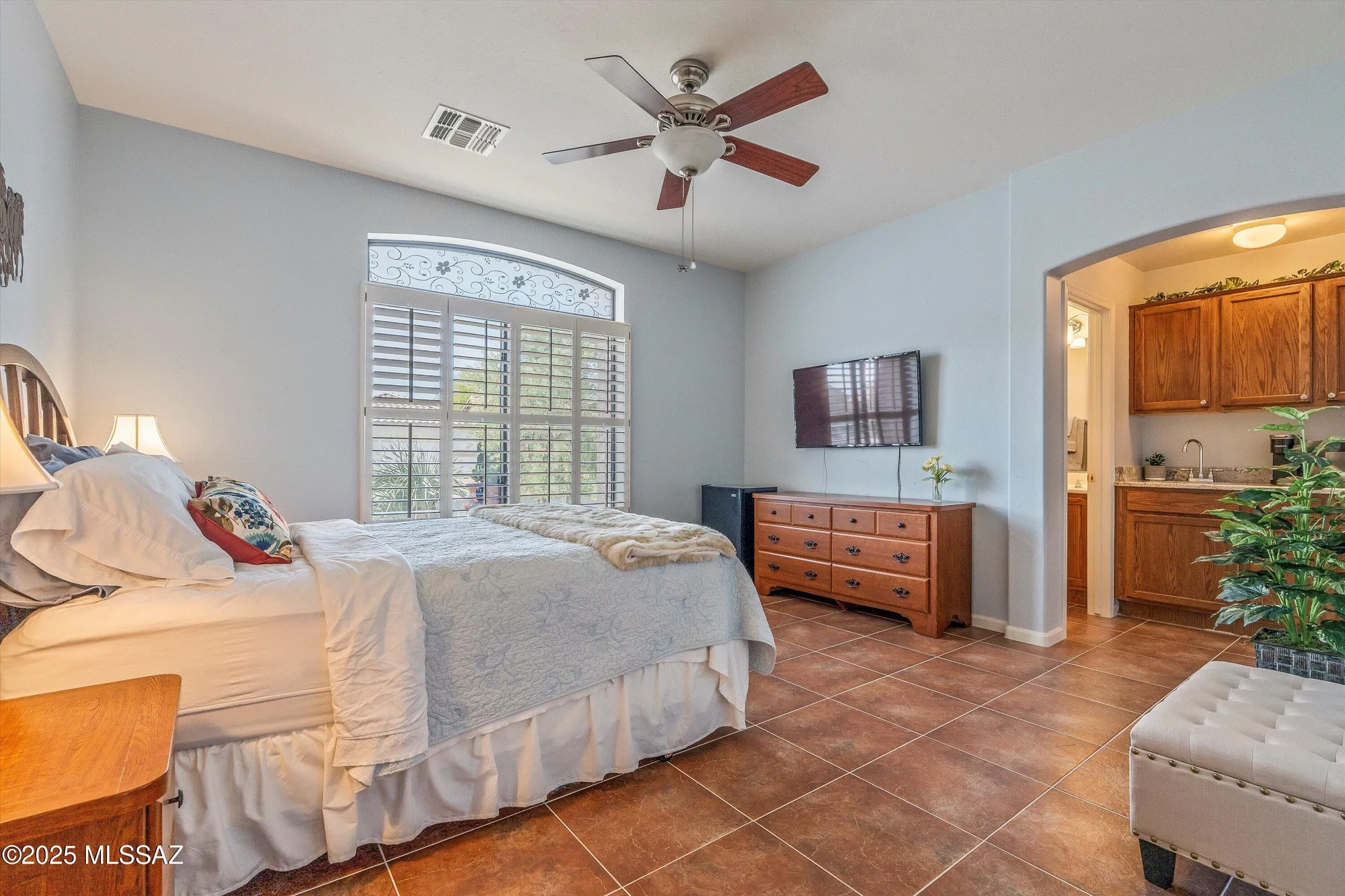 Property Slideshow image 7 of 40 | 39251 s lake crest dr, Tucson, AZ, 85739