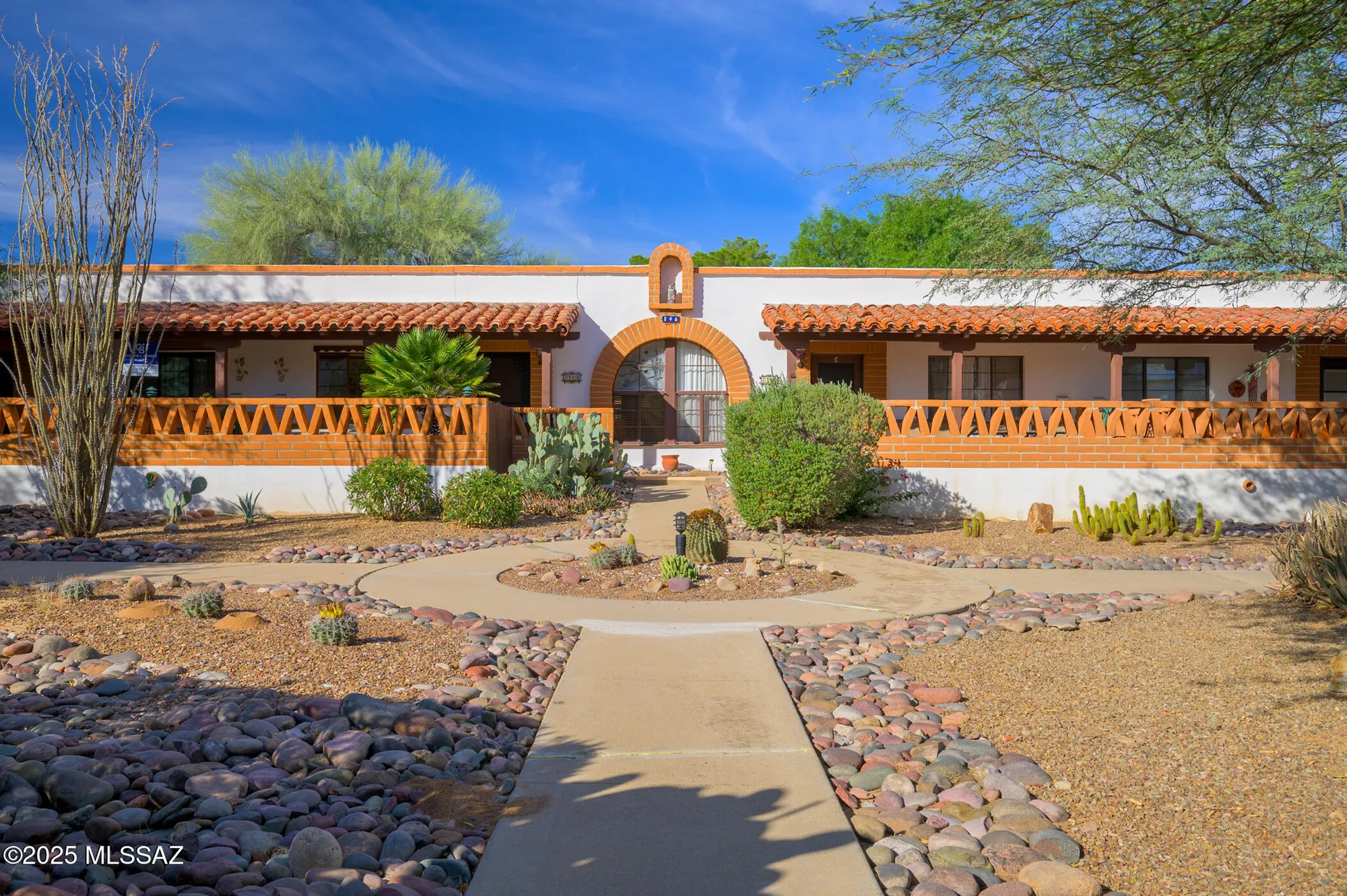 Property Slideshow image 16 of 19 | 246 s paseo pena, Green Valley, AZ, 85614