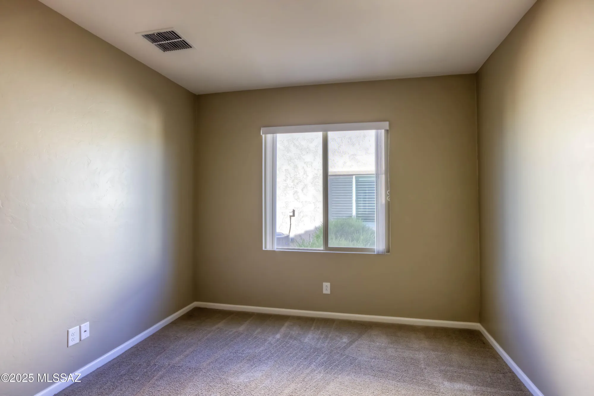 Property Slideshow image 21 of 36 | 1446 e blue granite dr, Green Valley, AZ, 85614