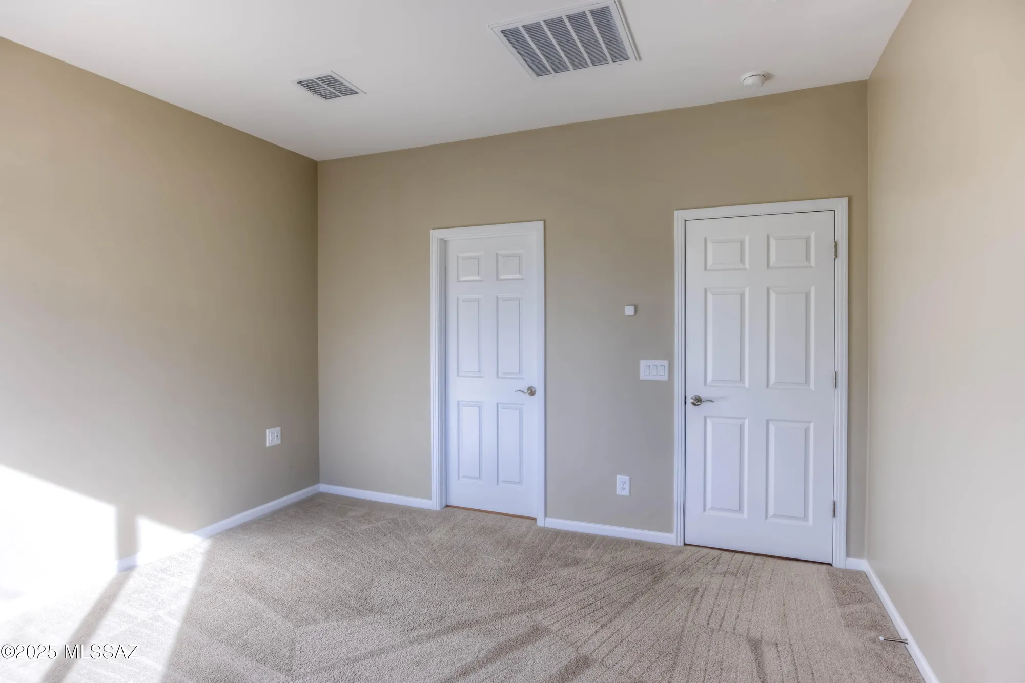 Property Slideshow image 24 of 36 | 1446 e blue granite dr, Green Valley, AZ, 85614