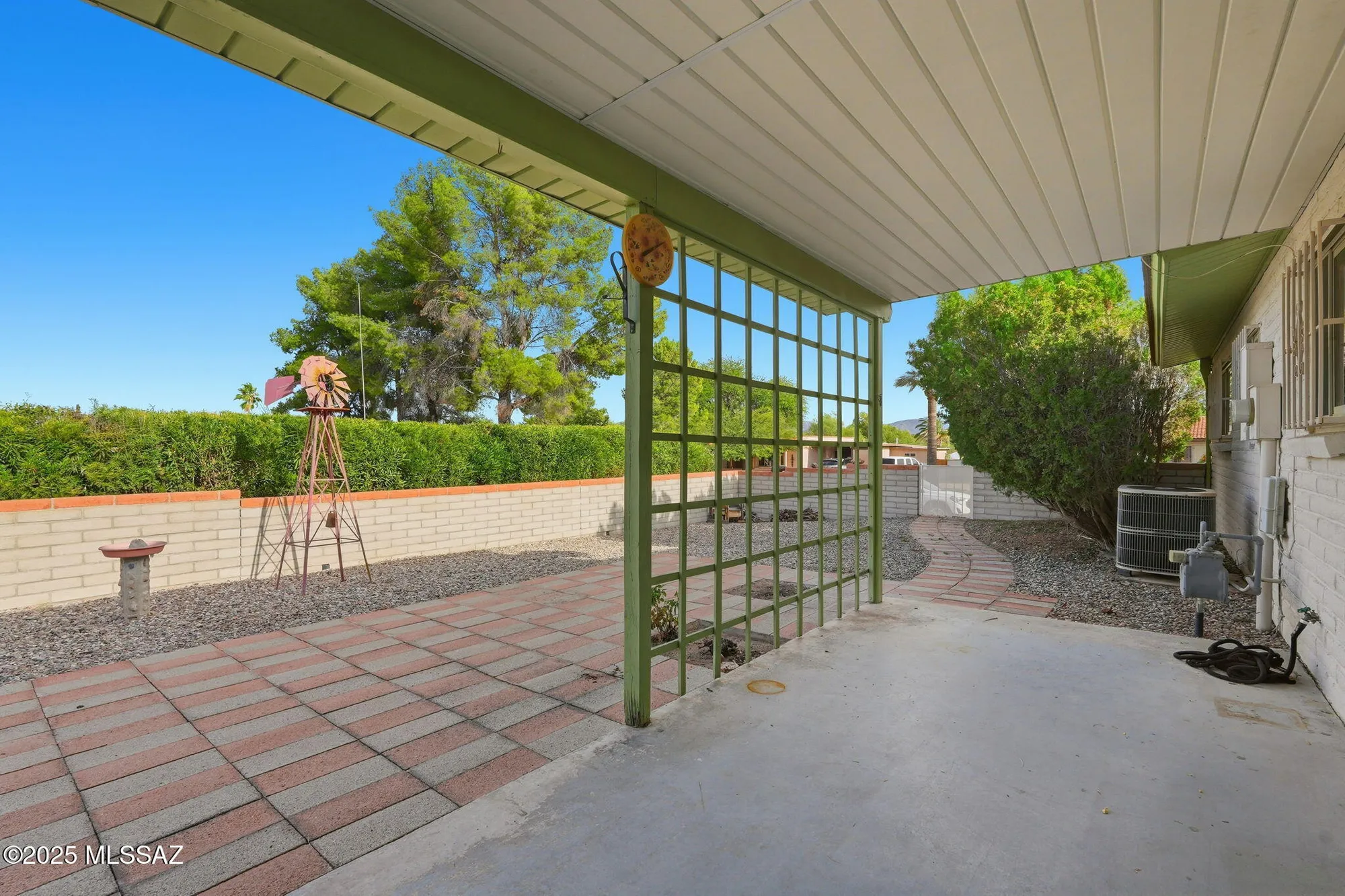 Property Slideshow image 32 of 45 | 1041 s abrego dr, Green Valley, AZ, 85614