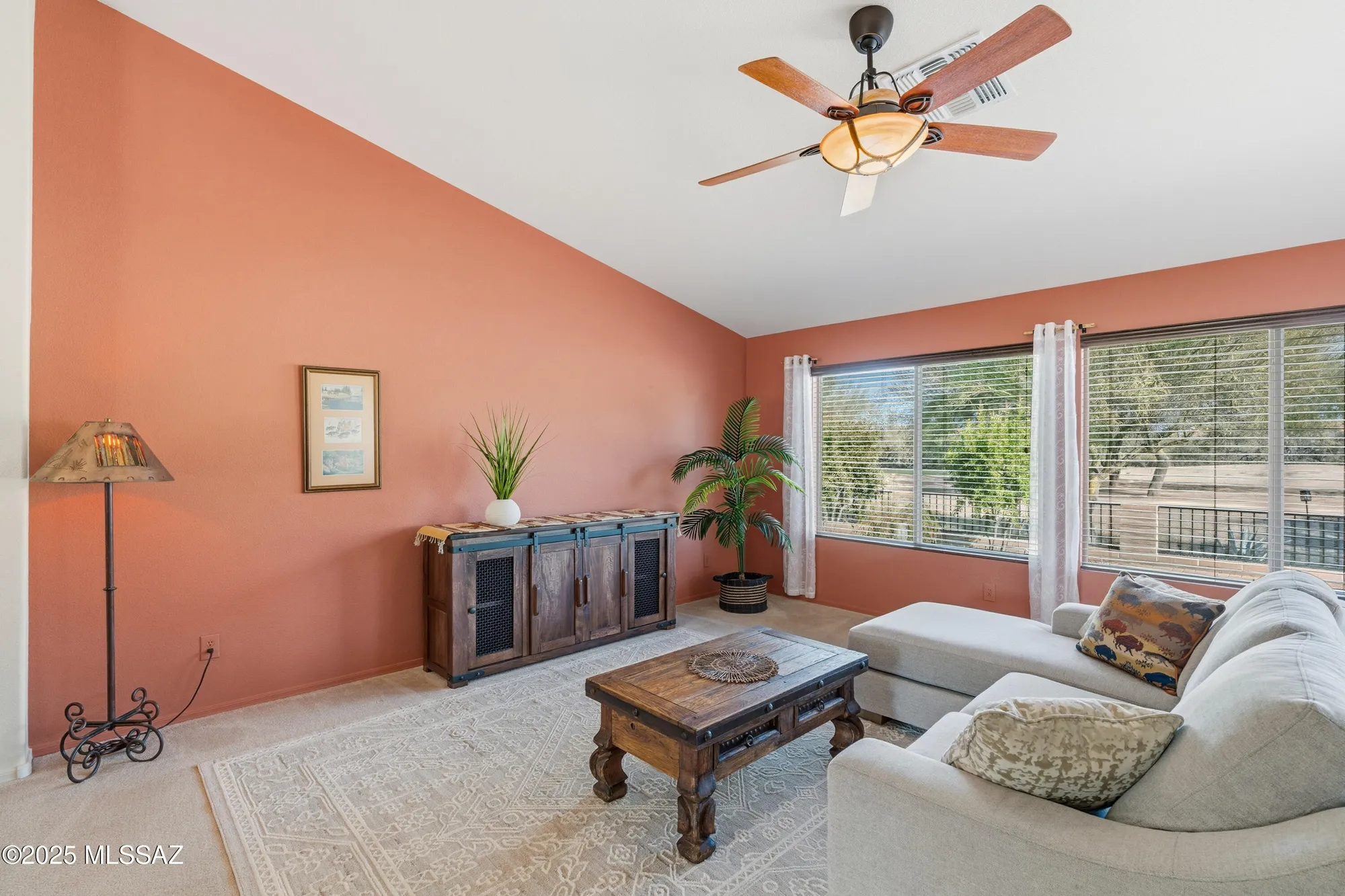 Property Slideshow image 14 of 44 | 2641 e glen canyon rd, Green Valley, AZ, 85614