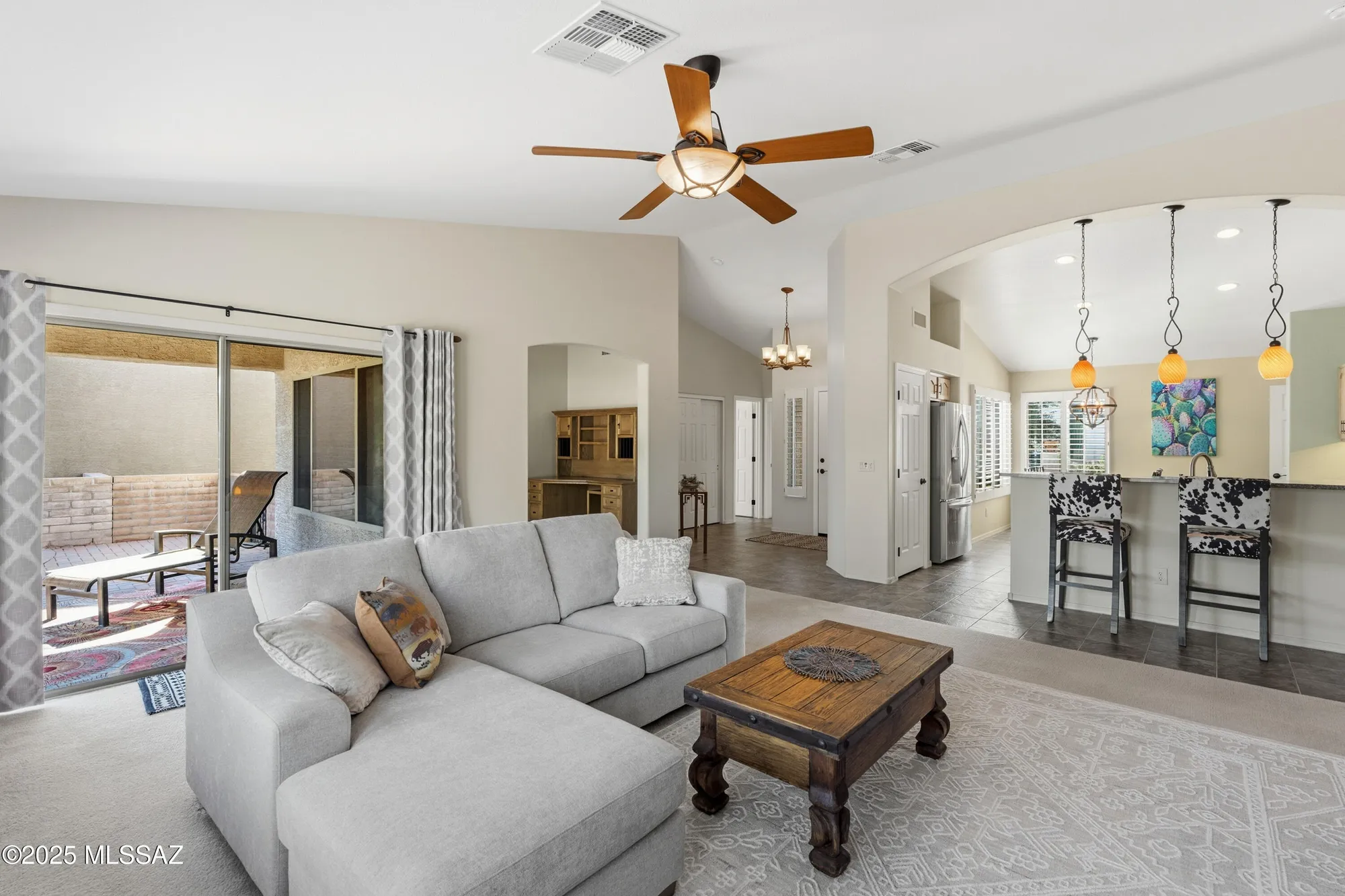 Property Slideshow image 16 of 44 | 2641 e glen canyon rd, Green Valley, AZ, 85614