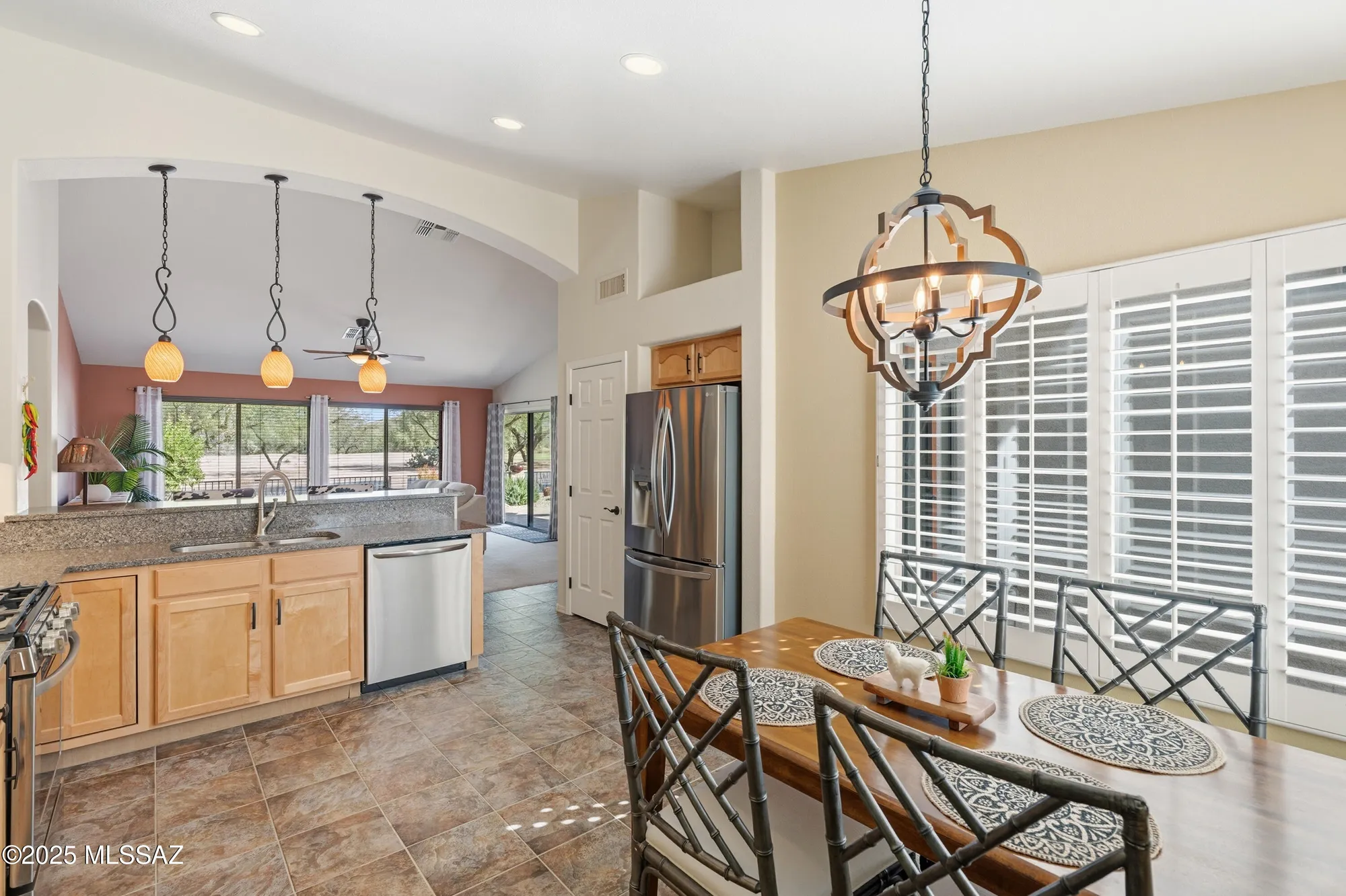 Property Slideshow image 22 of 44 | 2641 e glen canyon rd, Green Valley, AZ, 85614