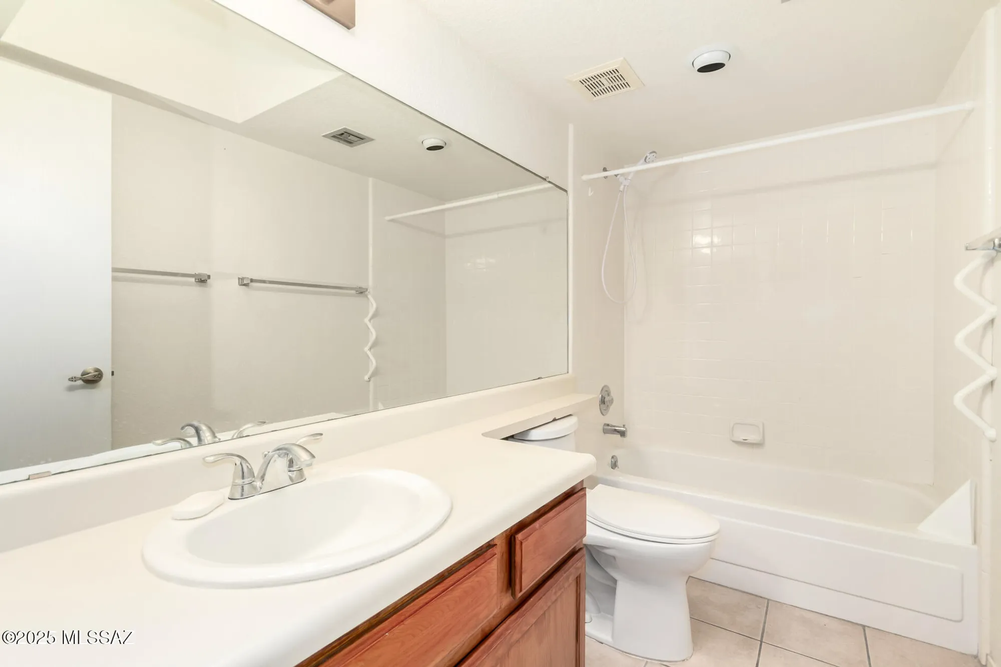 Property Slideshow image 23 of 35 | 1761 w dalehaven cir, Tucson, AZ, 85704