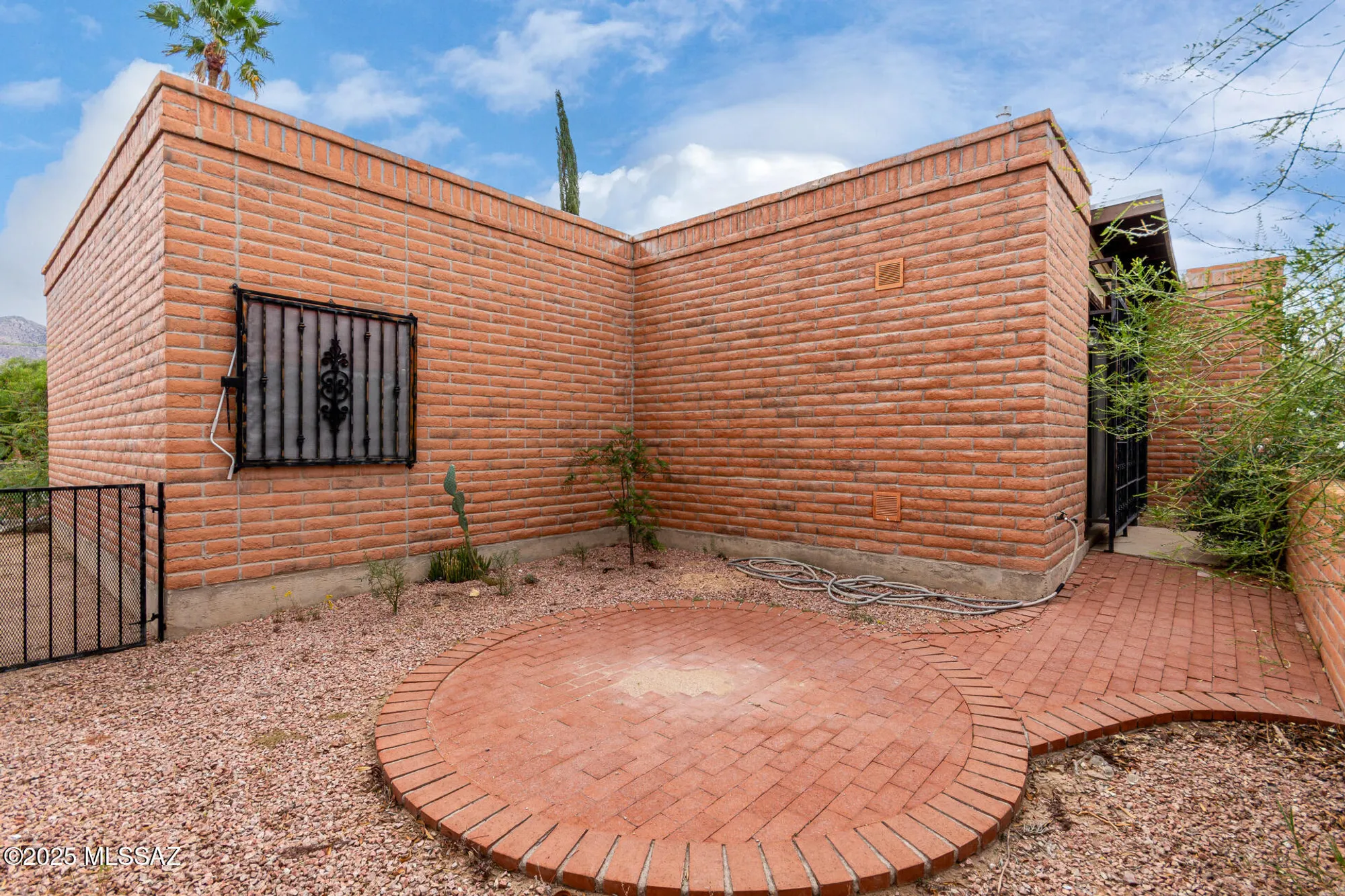 Property Slideshow image 25 of 35 | 1761 w dalehaven cir, Tucson, AZ, 85704