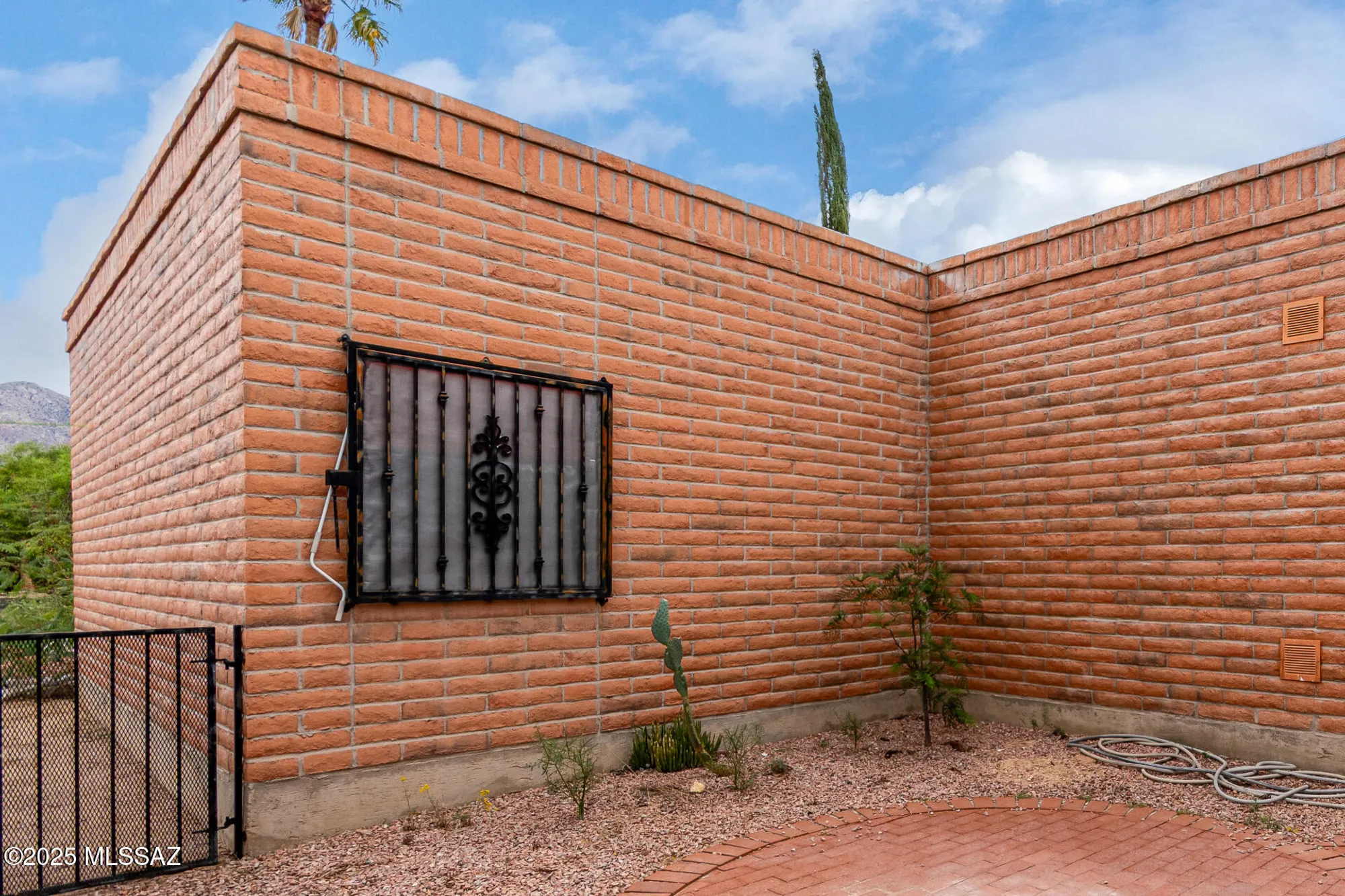 Property Slideshow image 26 of 35 | 1761 w dalehaven cir, Tucson, AZ, 85704