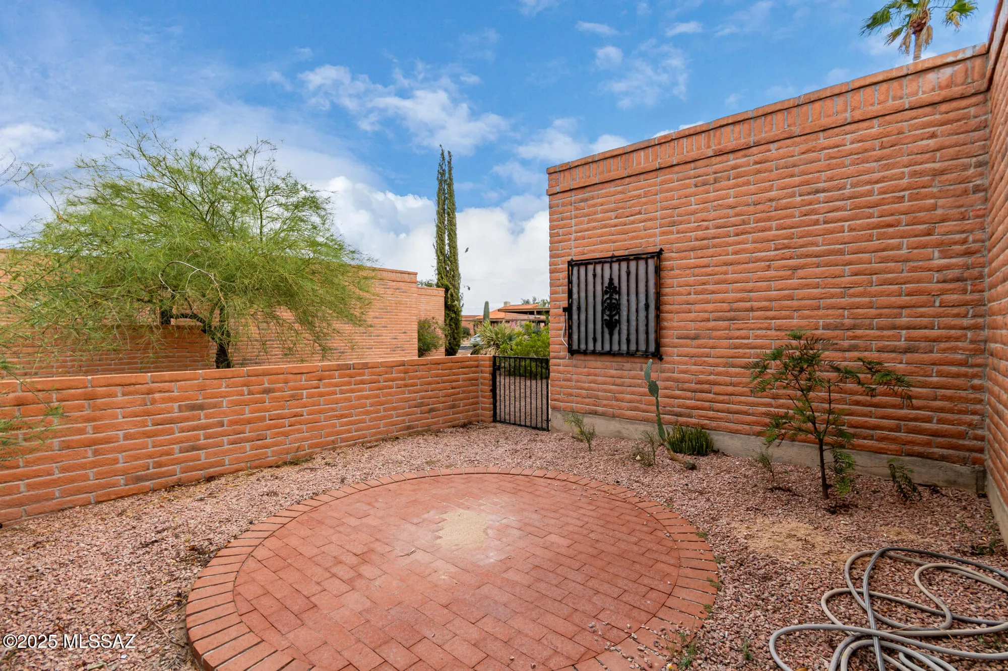 Property Slideshow image 27 of 35 | 1761 w dalehaven cir, Tucson, AZ, 85704