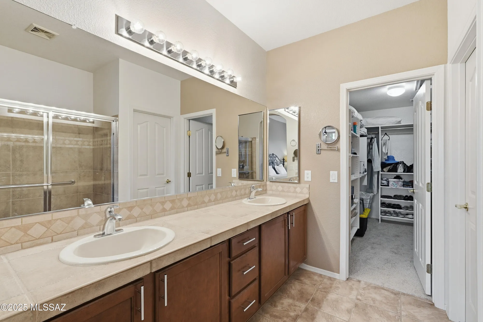 Property Slideshow image 23 of 44 | 63550 e harmony dr, Tucson, AZ, 85739