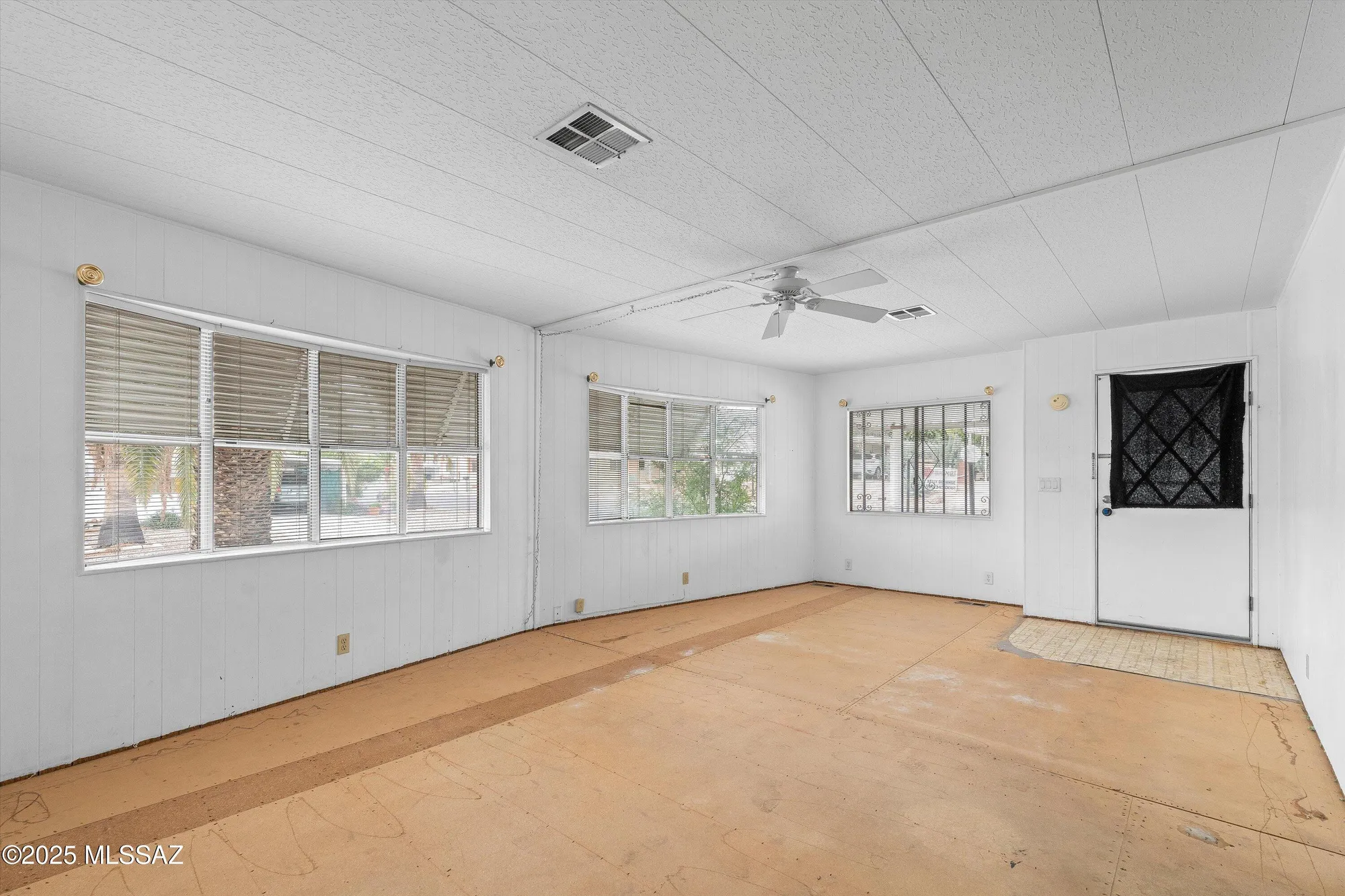 Property Slideshow image 8 of 39 | 278 w mora dr, Green Valley, AZ, 85614