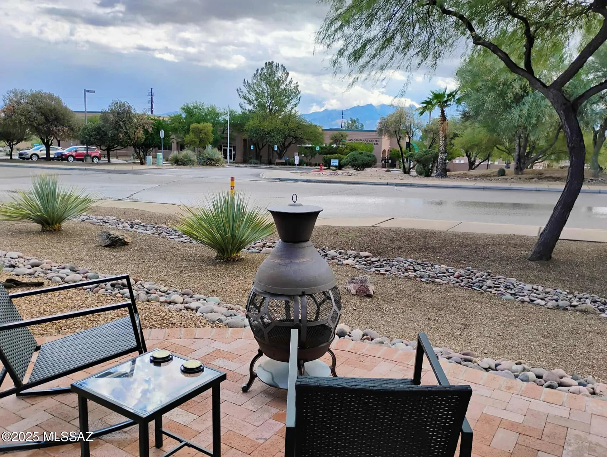 Property Slideshow image 2 of 35 | 143 n crescent bell dr, Green Valley, AZ, 85614