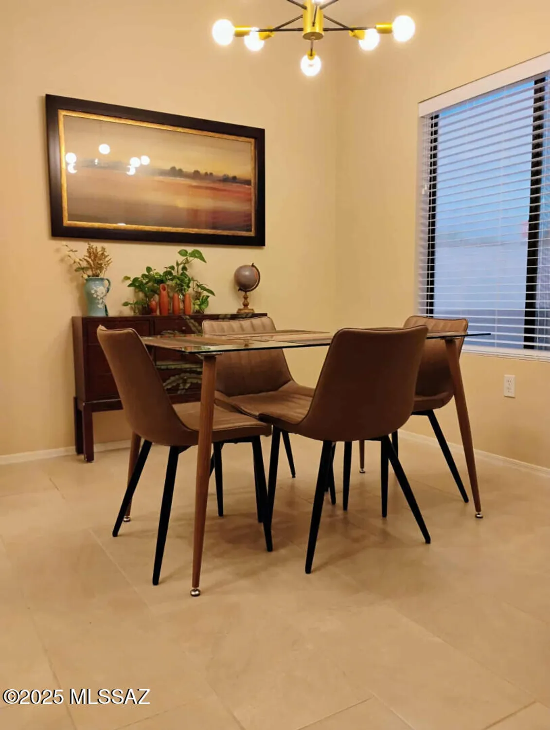 Property Slideshow image 7 of 35 | 143 n crescent bell dr, Green Valley, AZ, 85614