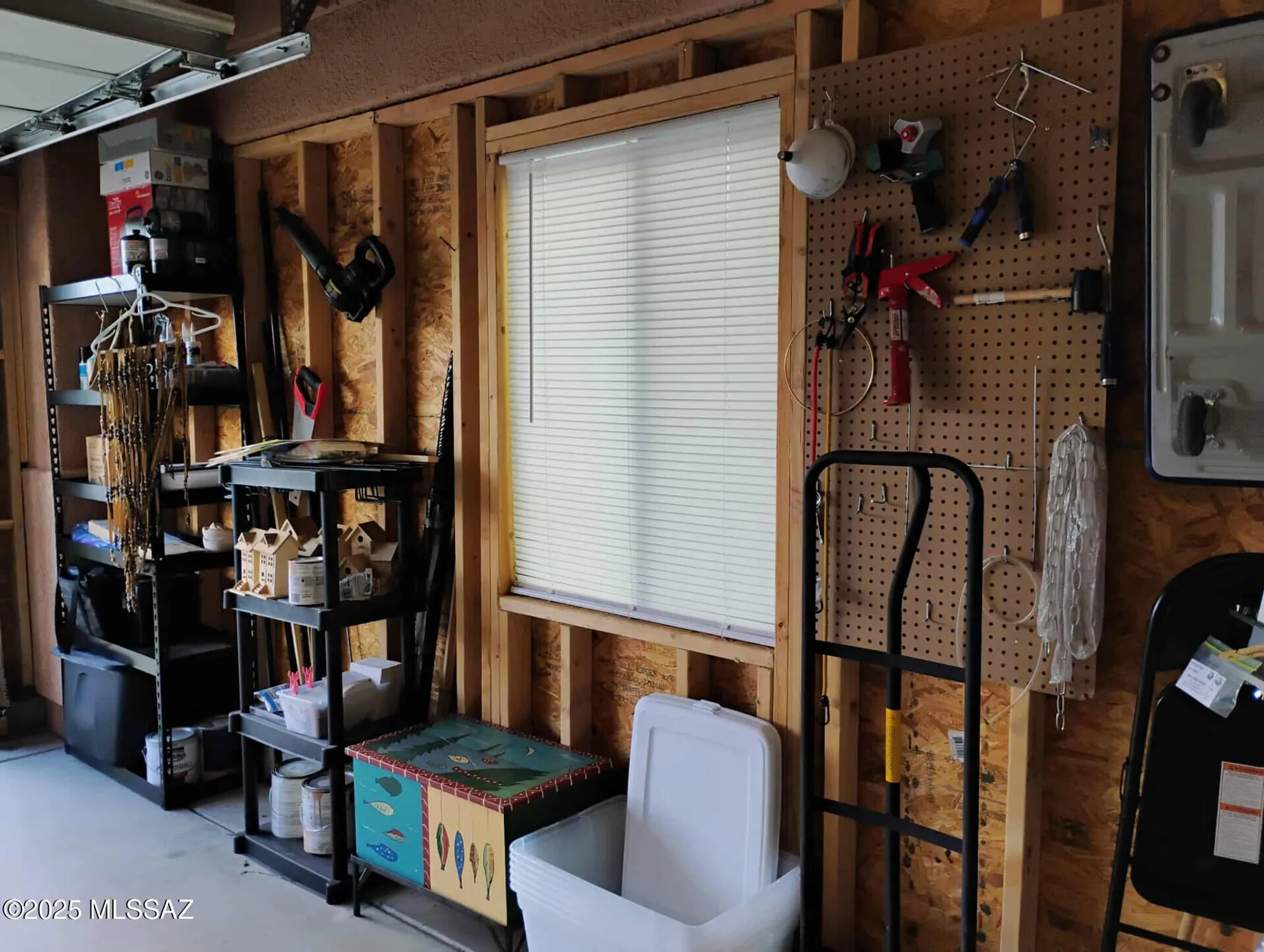 Property Slideshow image 33 of 35 | 143 n crescent bell dr, Green Valley, AZ, 85614