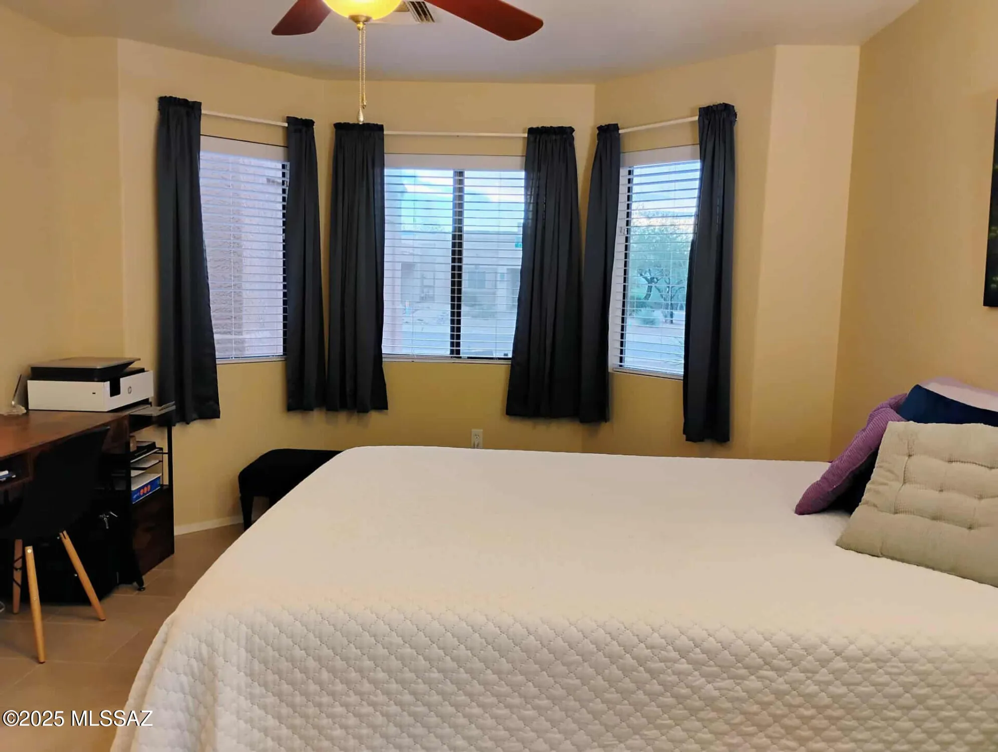 Property Slideshow image 22 of 35 | 143 n crescent bell dr, Green Valley, AZ, 85614