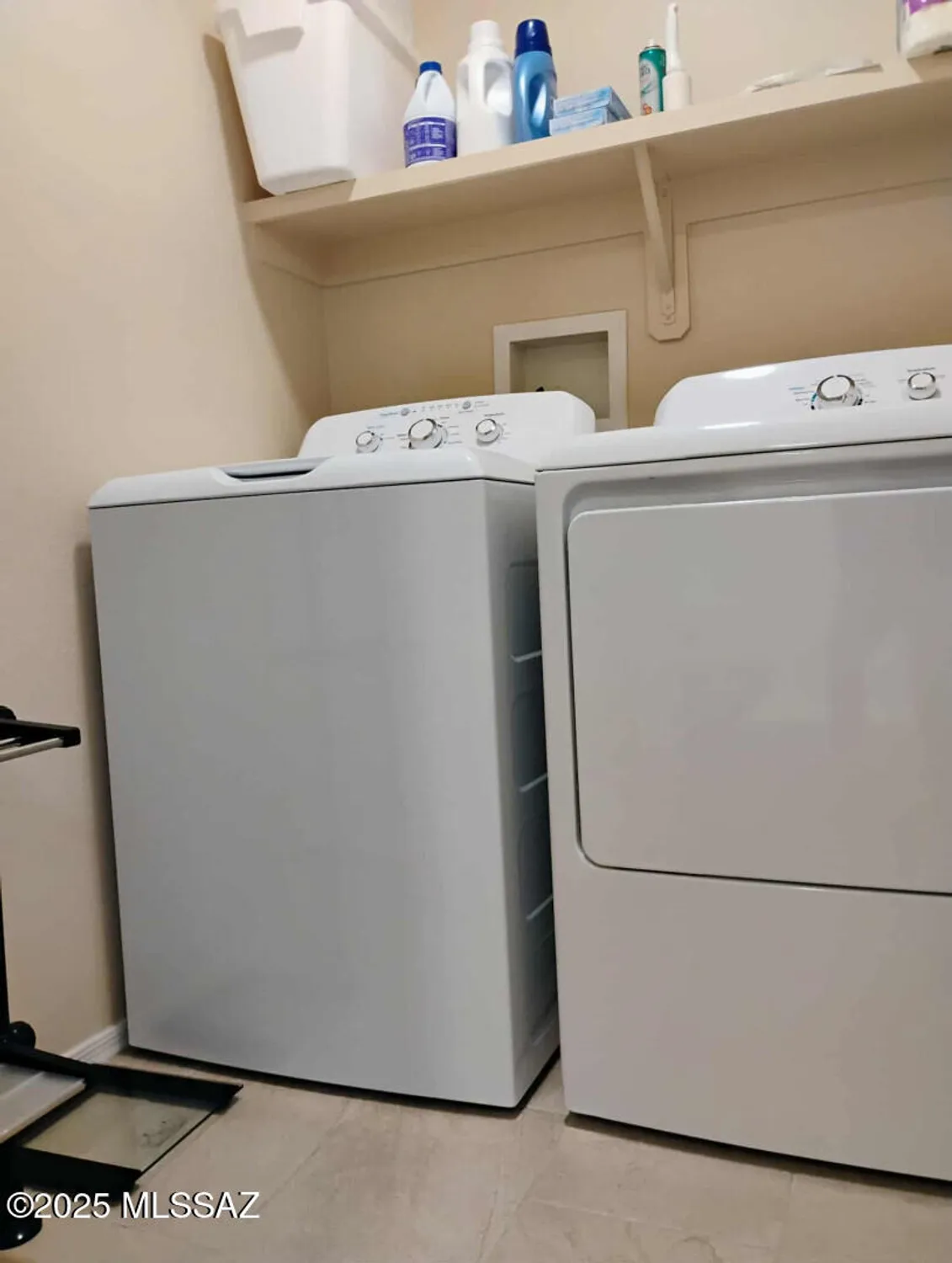 Property Slideshow image 23 of 35 | 143 n crescent bell dr, Green Valley, AZ, 85614