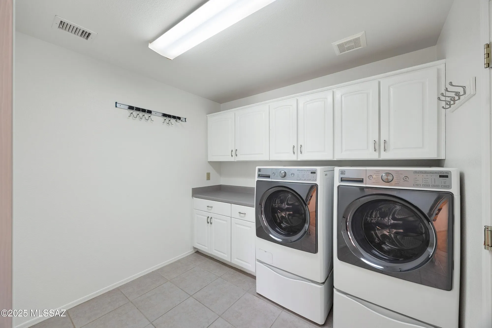 Property Slideshow image 33 of 46 | 36864 s rock crest dr, Tucson, AZ, 85739