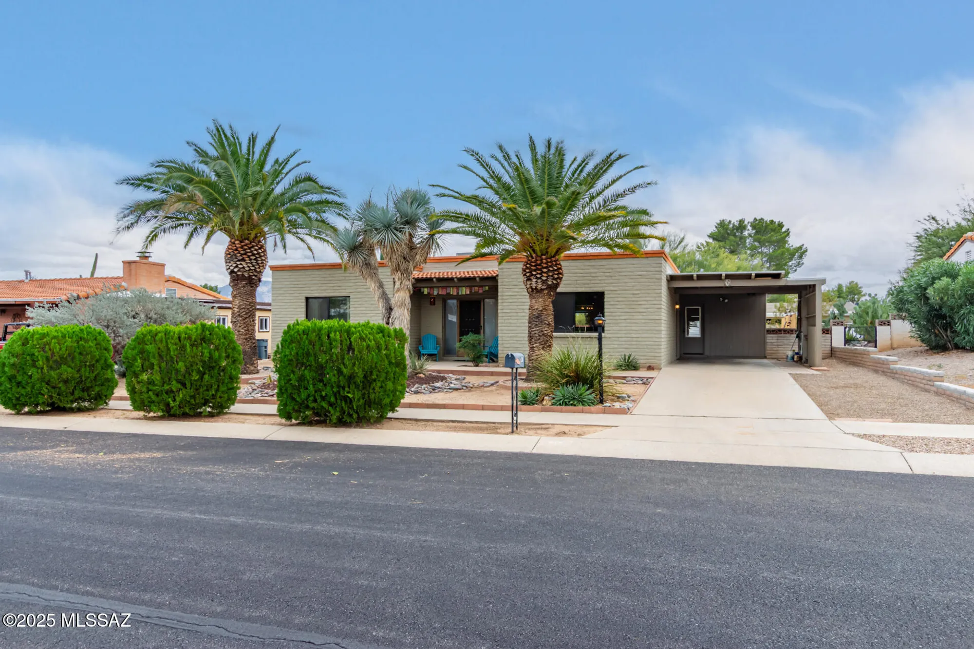 Property Slideshow image 7 of 41 | 212 e la espina, Green Valley, AZ, 85614