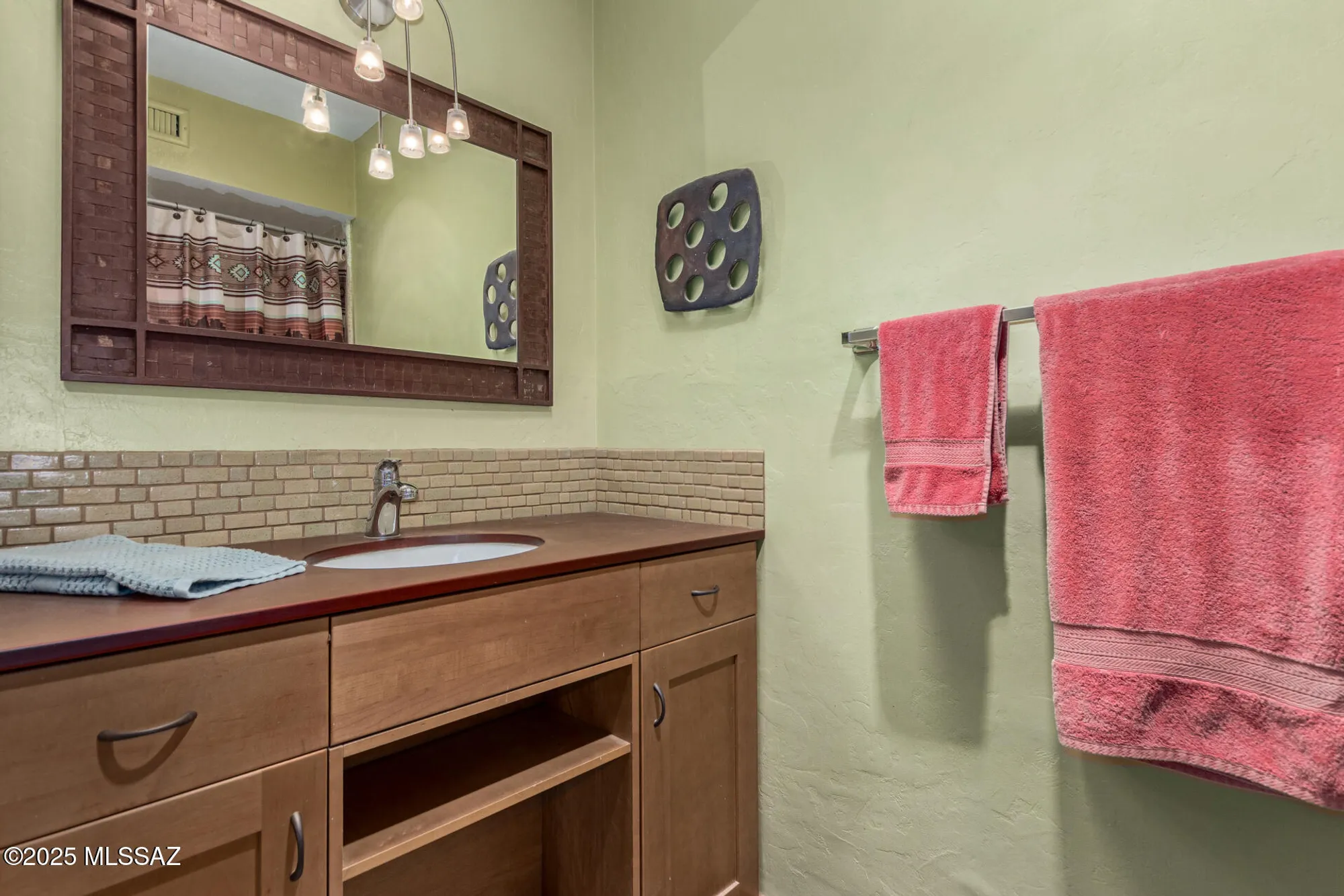 Property Slideshow image 27 of 41 | 212 e la espina, Green Valley, AZ, 85614