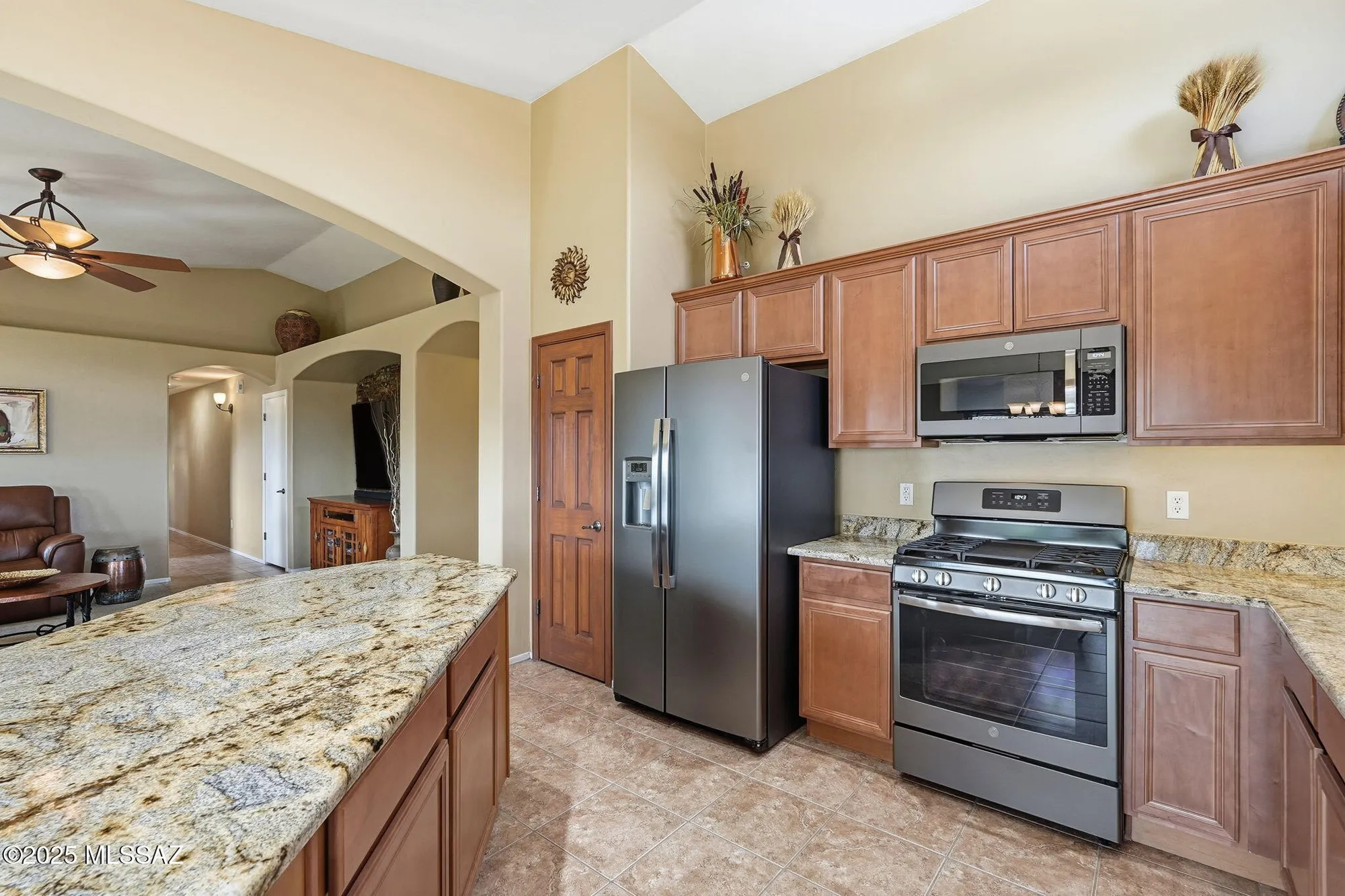 Property Slideshow image 16 of 51 | 1570 n rio bonito, Green Valley, AZ, 85614