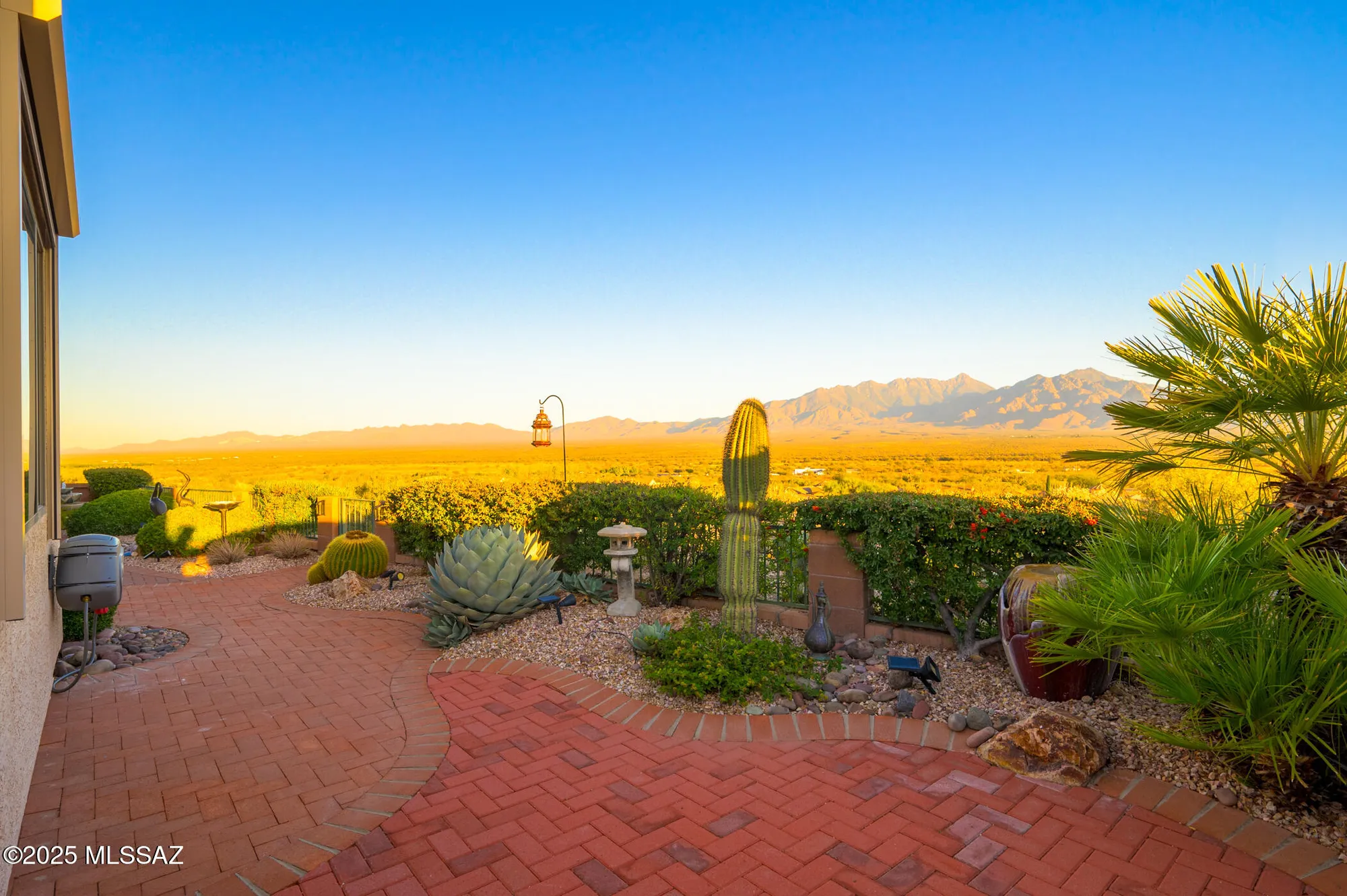 Property Slideshow image 2 of 32 | 1809 w calle casas lindas, Green Valley, AZ, 85622