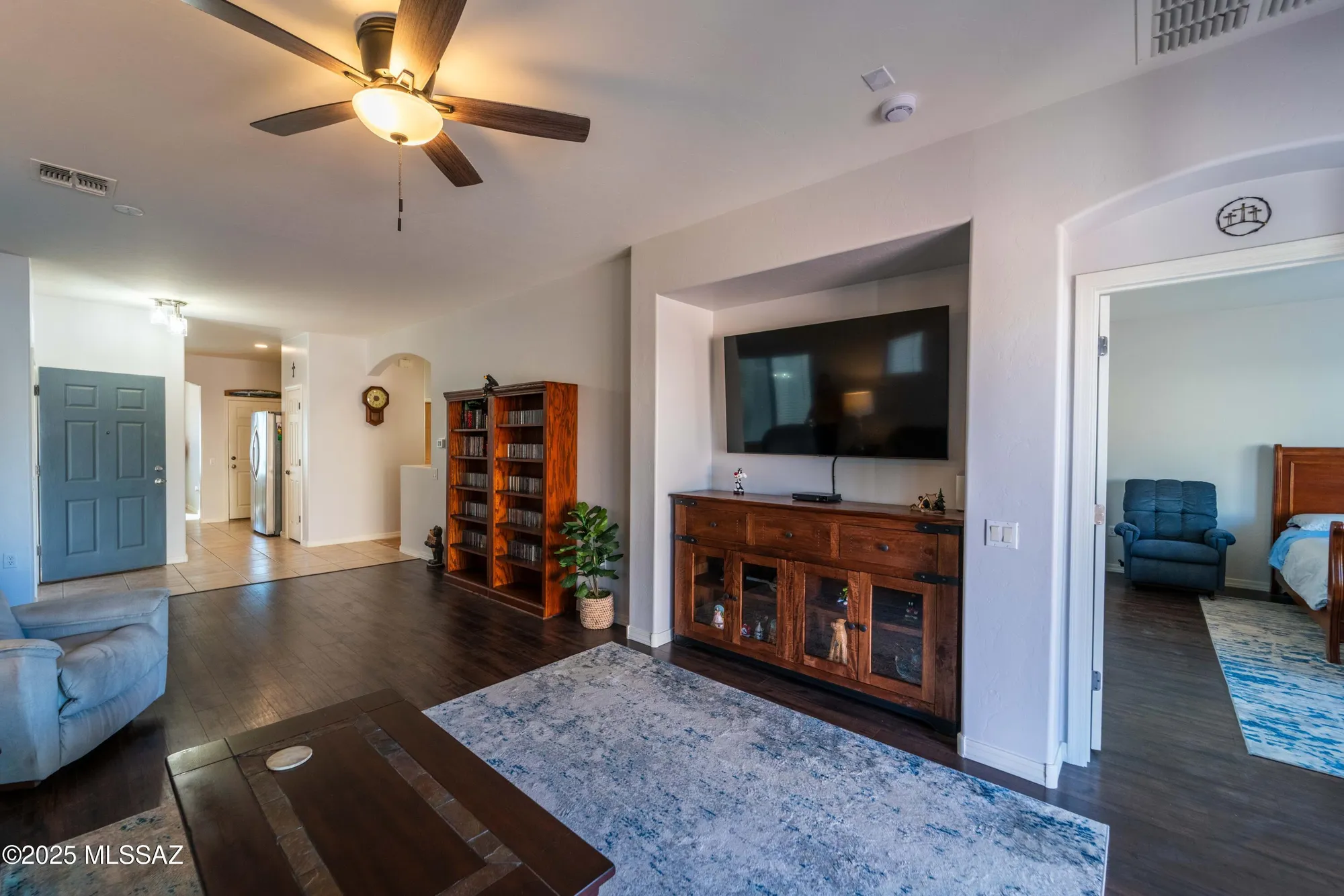 Property Slideshow image 6 of 25 | 300 w calle media luz, Sahuarita, AZ, 85629