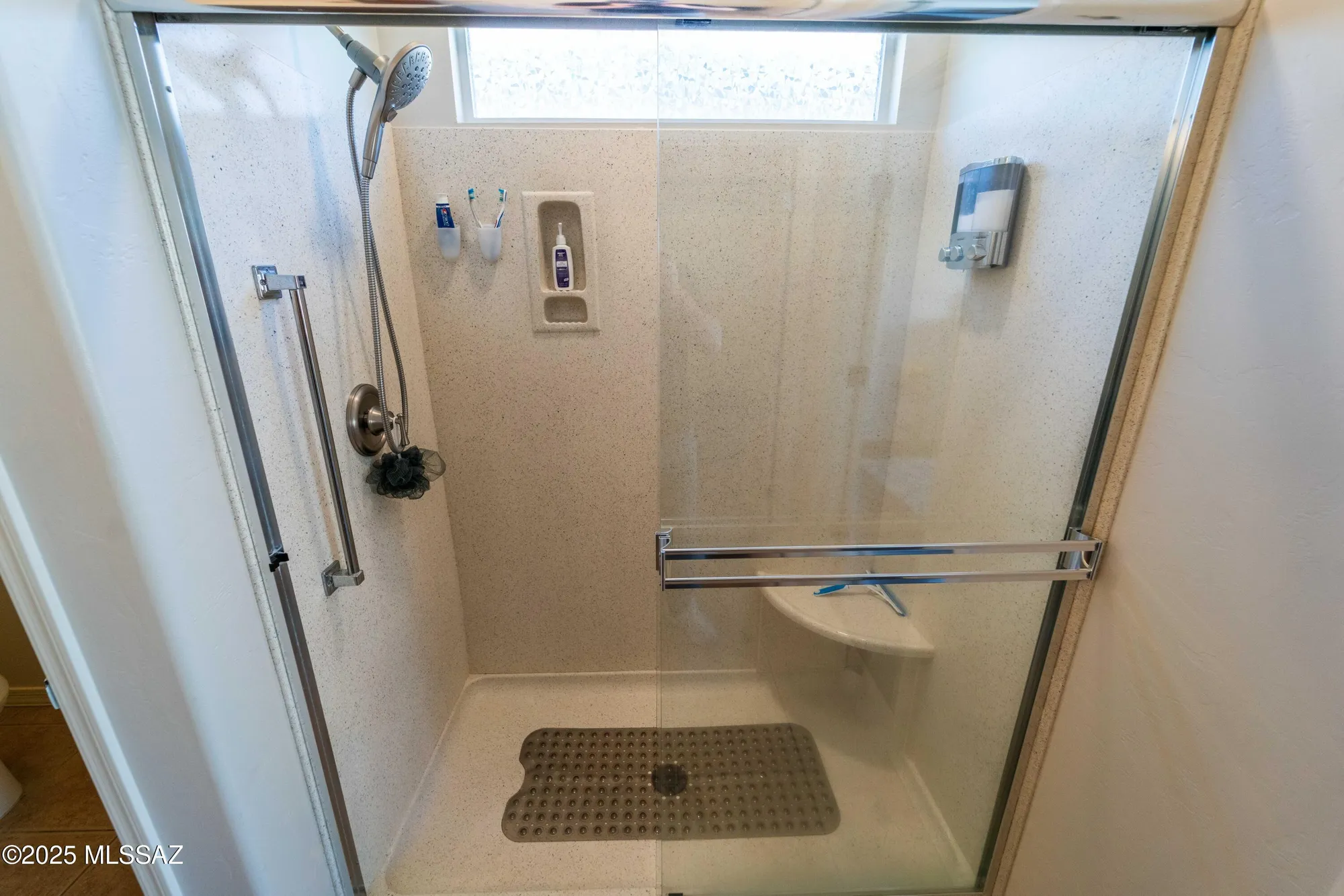 Property Slideshow image 19 of 25 | 300 w calle media luz, Sahuarita, AZ, 85629