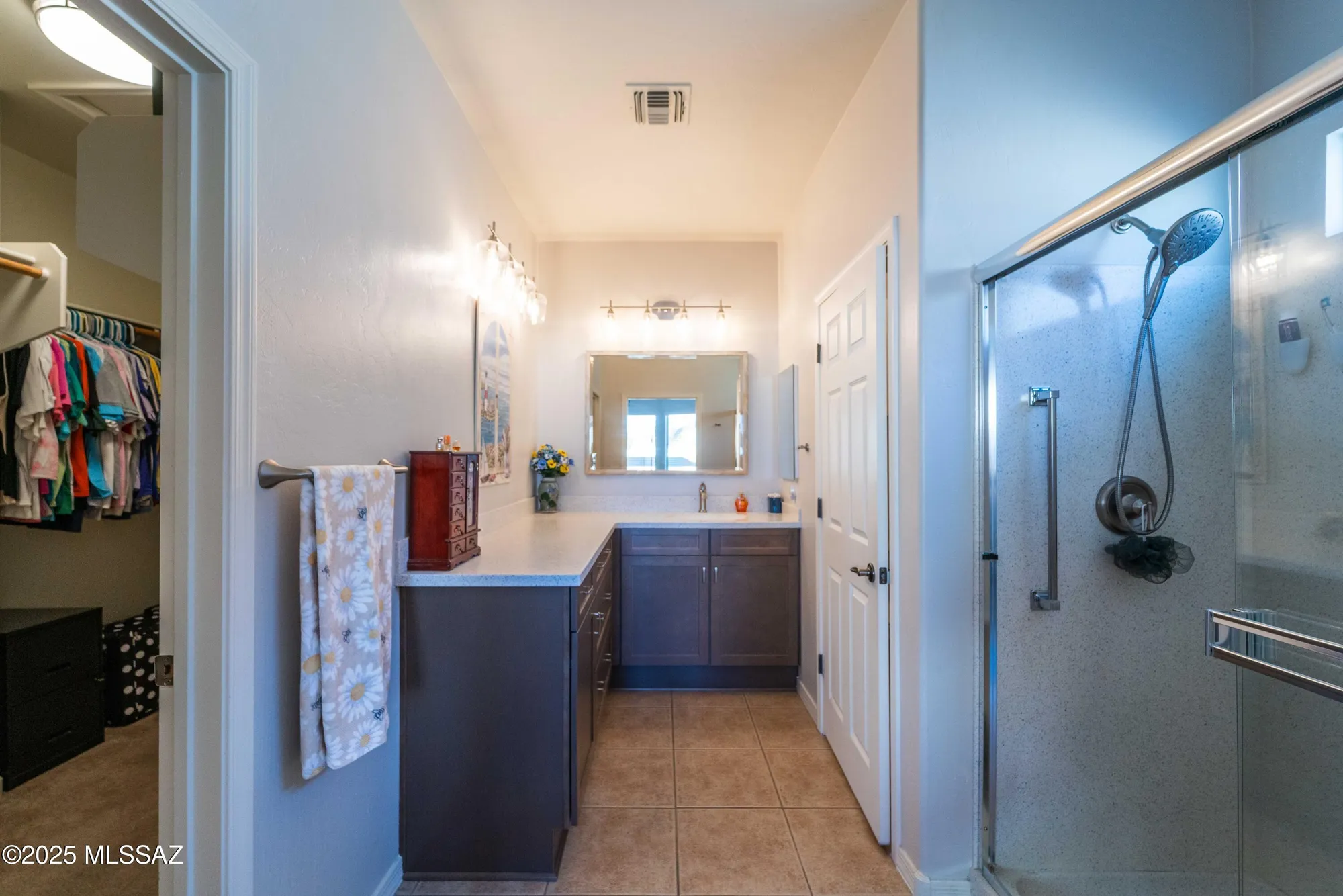 Property Slideshow image 17 of 25 | 300 w calle media luz, Sahuarita, AZ, 85629