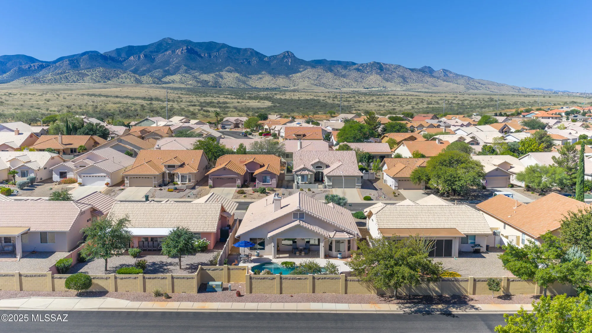 Property Slideshow image 13 of 50 | 2815 glengarry way, Sierra Vista, AZ, 85650