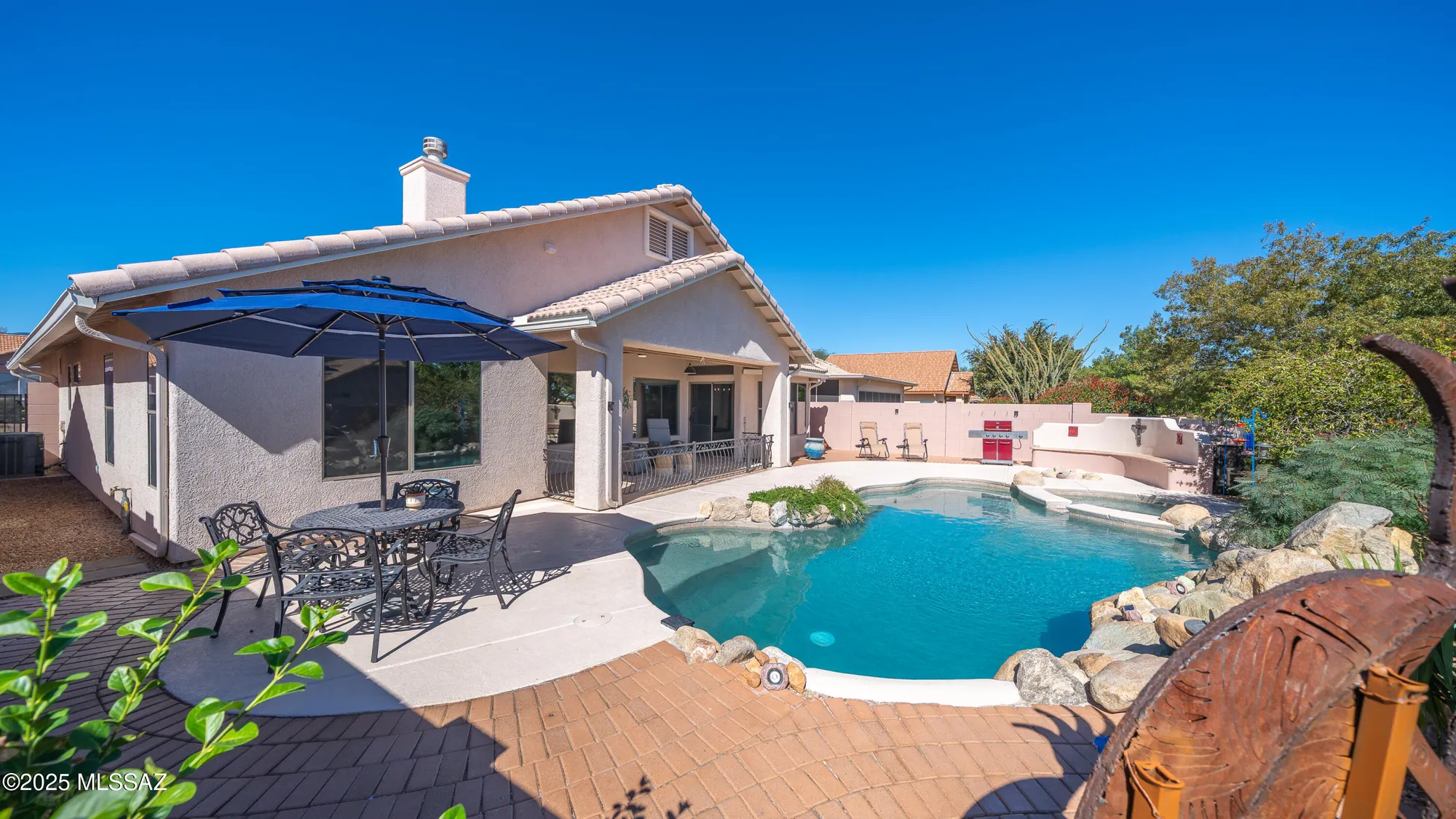Property Slideshow image 16 of 50 | 2815 glengarry way, Sierra Vista, AZ, 85650