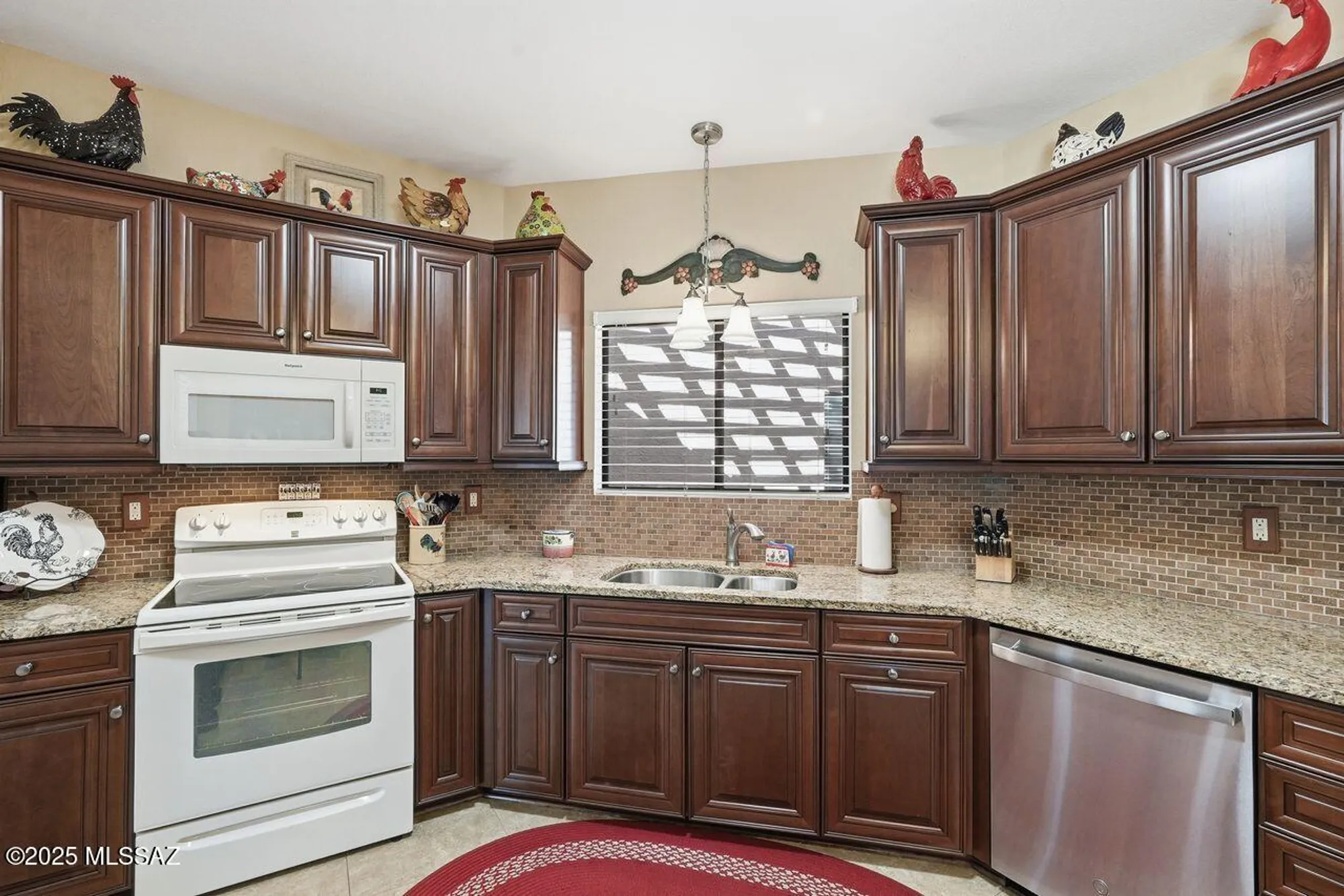 Property Slideshow image 12 of 31 | 761 w rio moctezuma, Green Valley, AZ, 85614