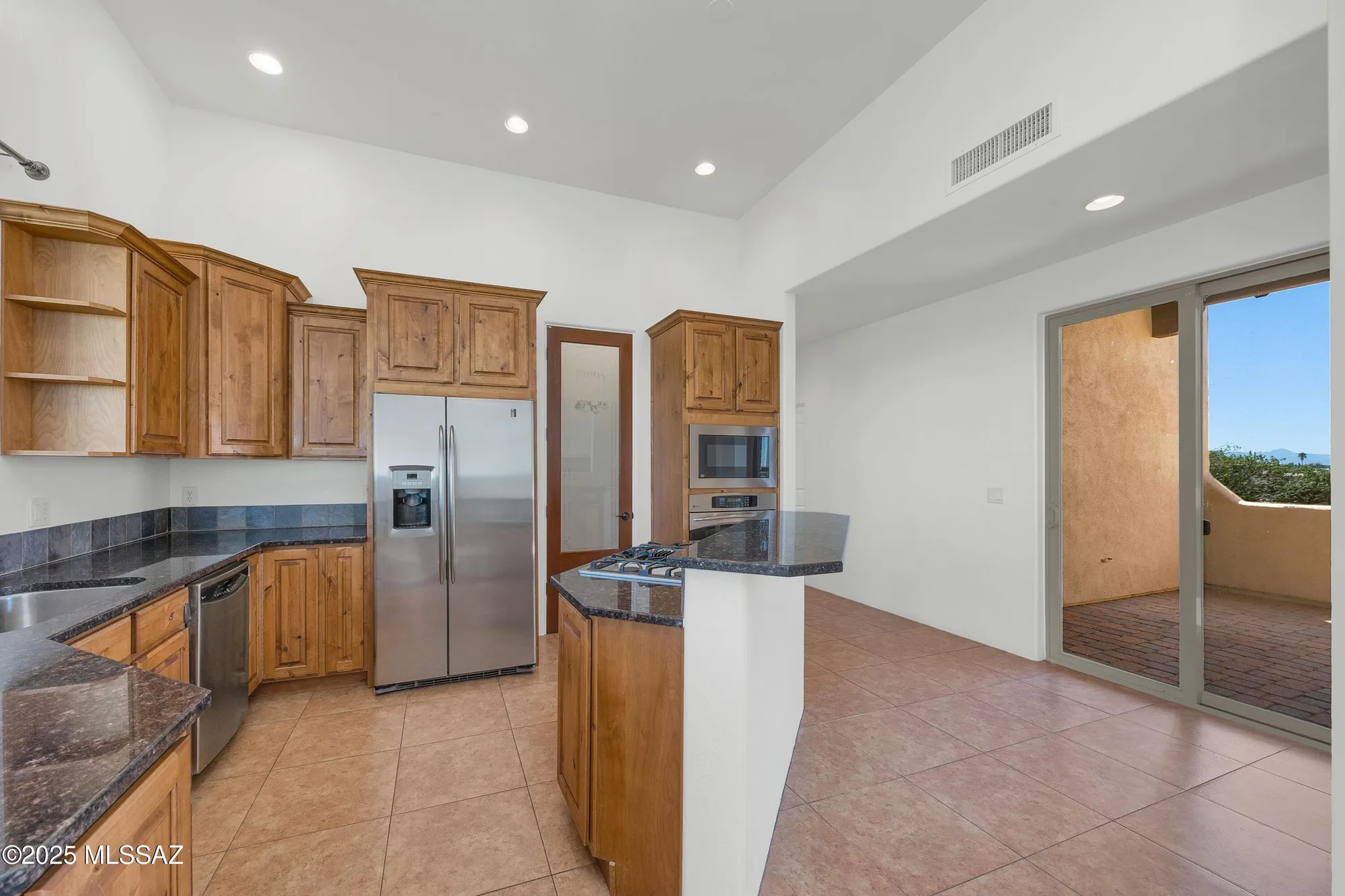 Property Slideshow image 16 of 34 | 1120 s kent spring pl, Green Valley, AZ, 85614